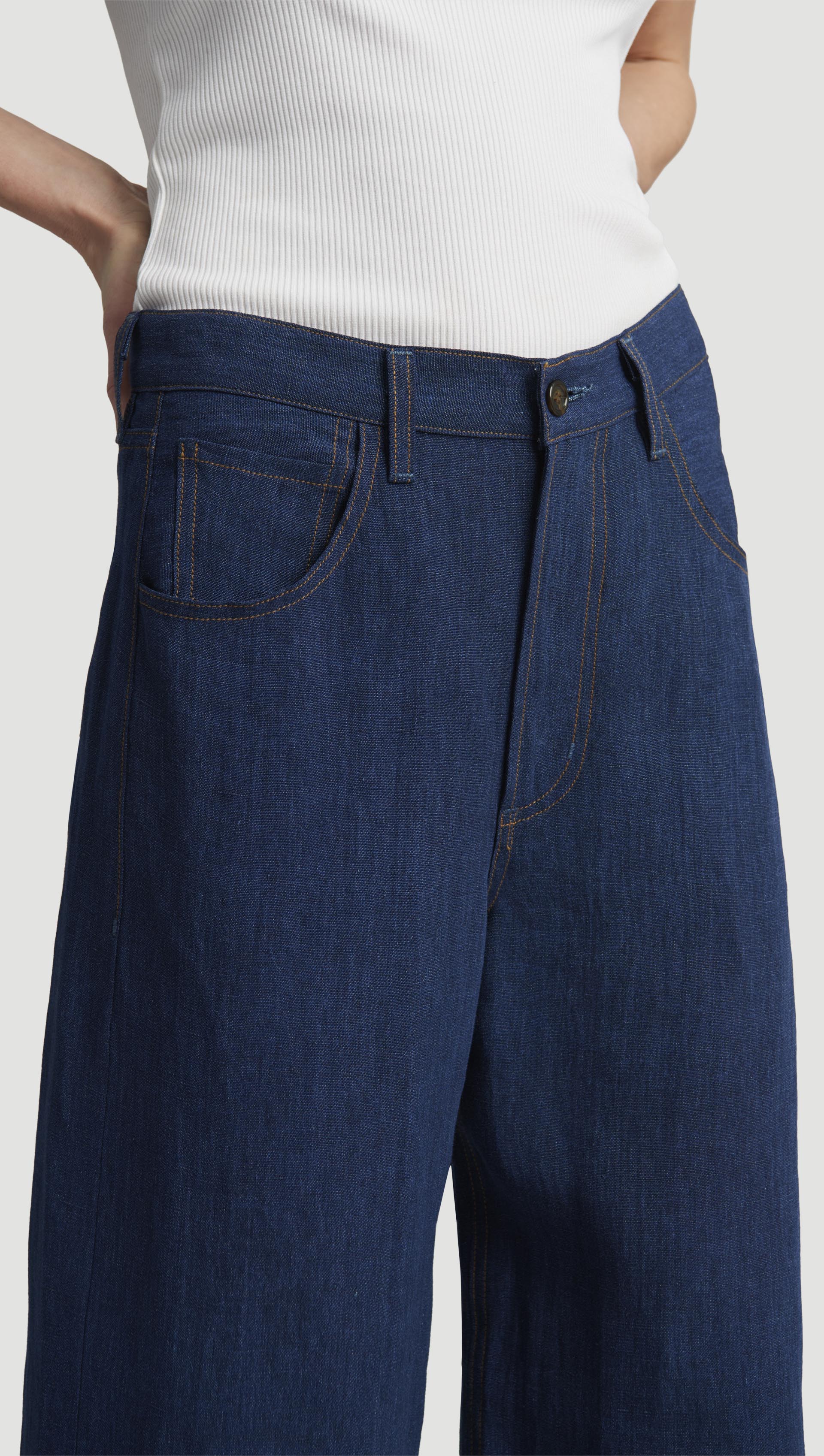 Ayla Baggy in Linen | Denim - Image 3