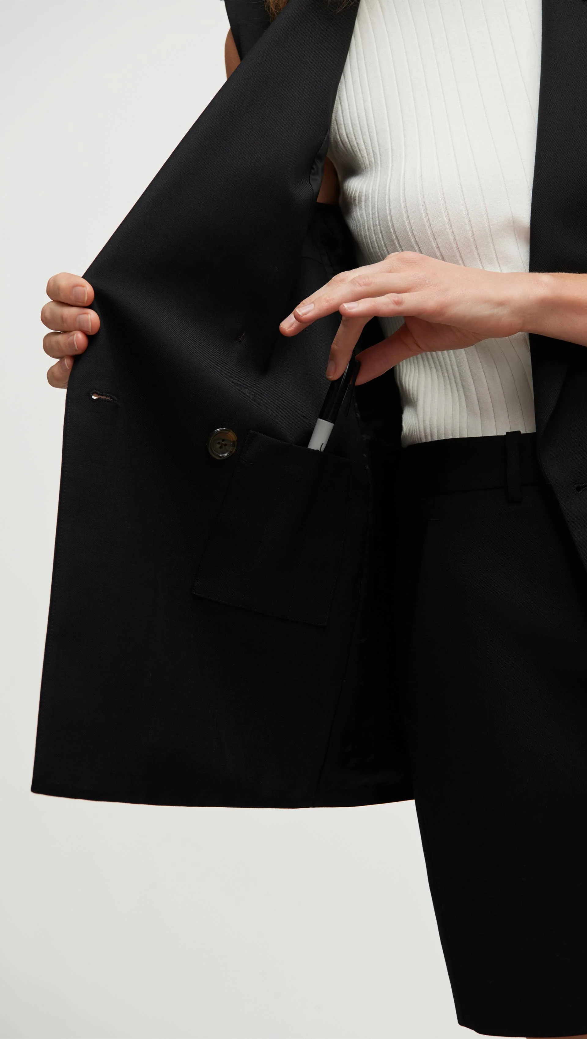 Bowery Vest in Seasonless Wool | Black - Image 7