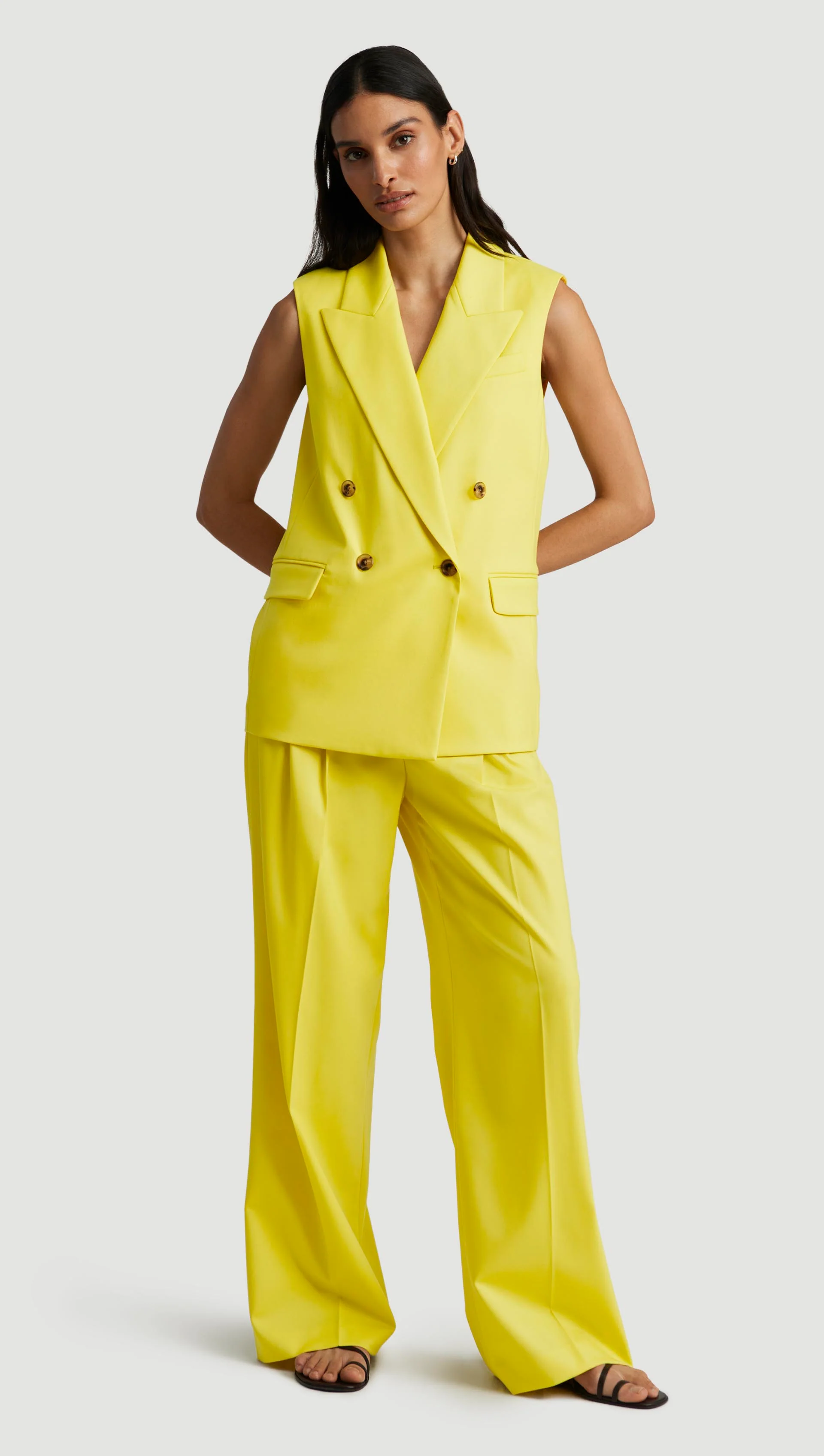 Bowery Vest in Seasonless Wool | Lemon - Image 2