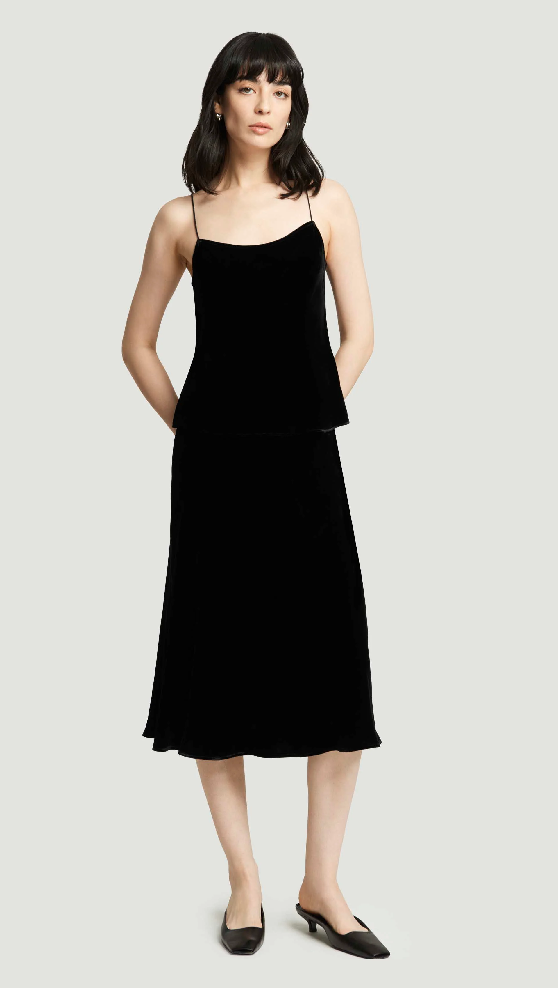 Camisole in Velvet | Black - Image 2