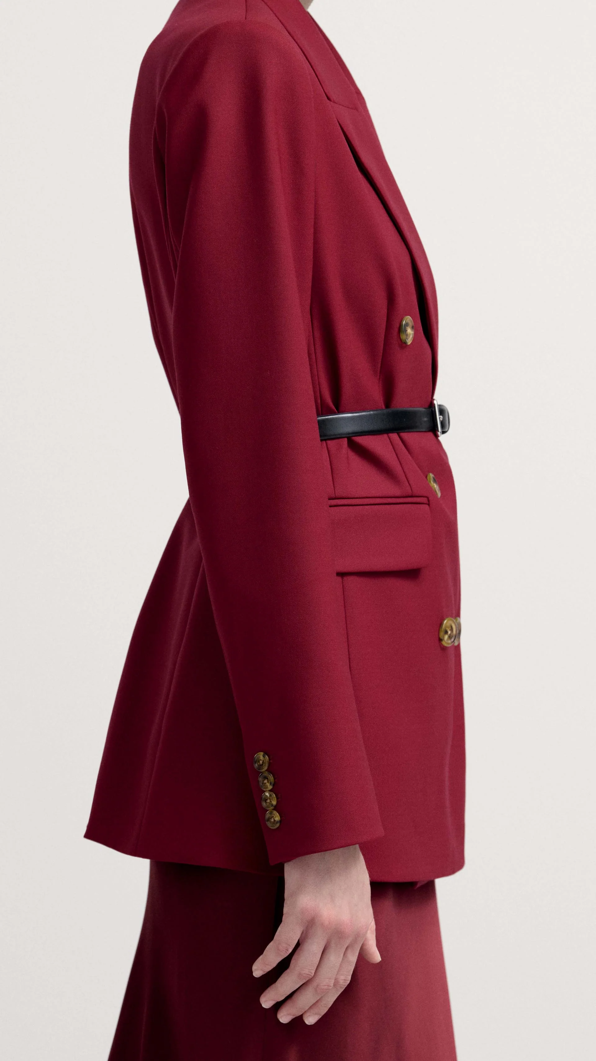 Double-Breasted Blazer in Seasonless Wool | Burgundy - Image 8
