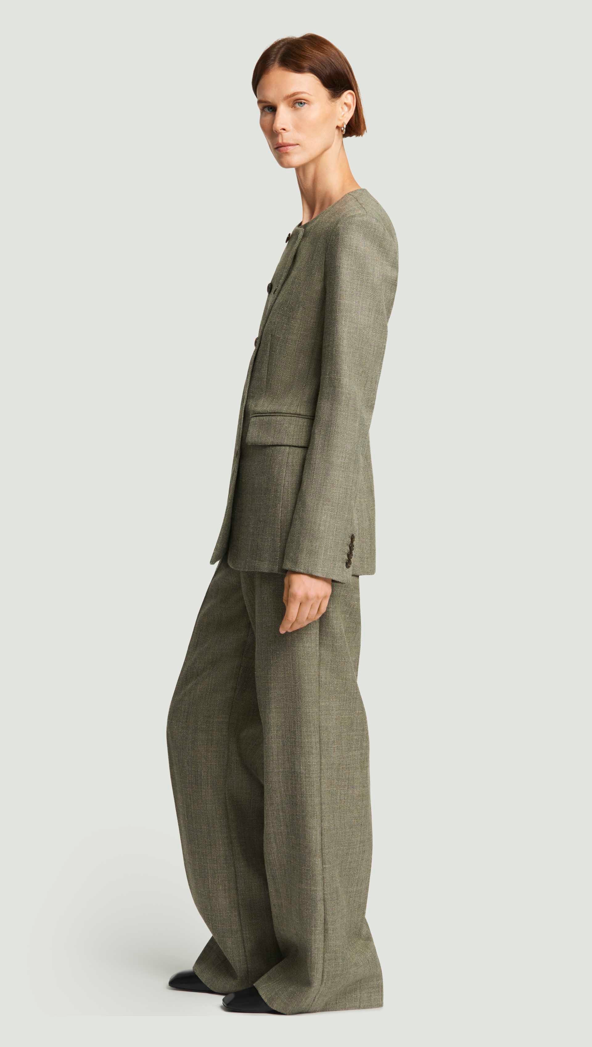 Double-Breasted Crewneck Blazer in Herringbone | Ash - Image 3