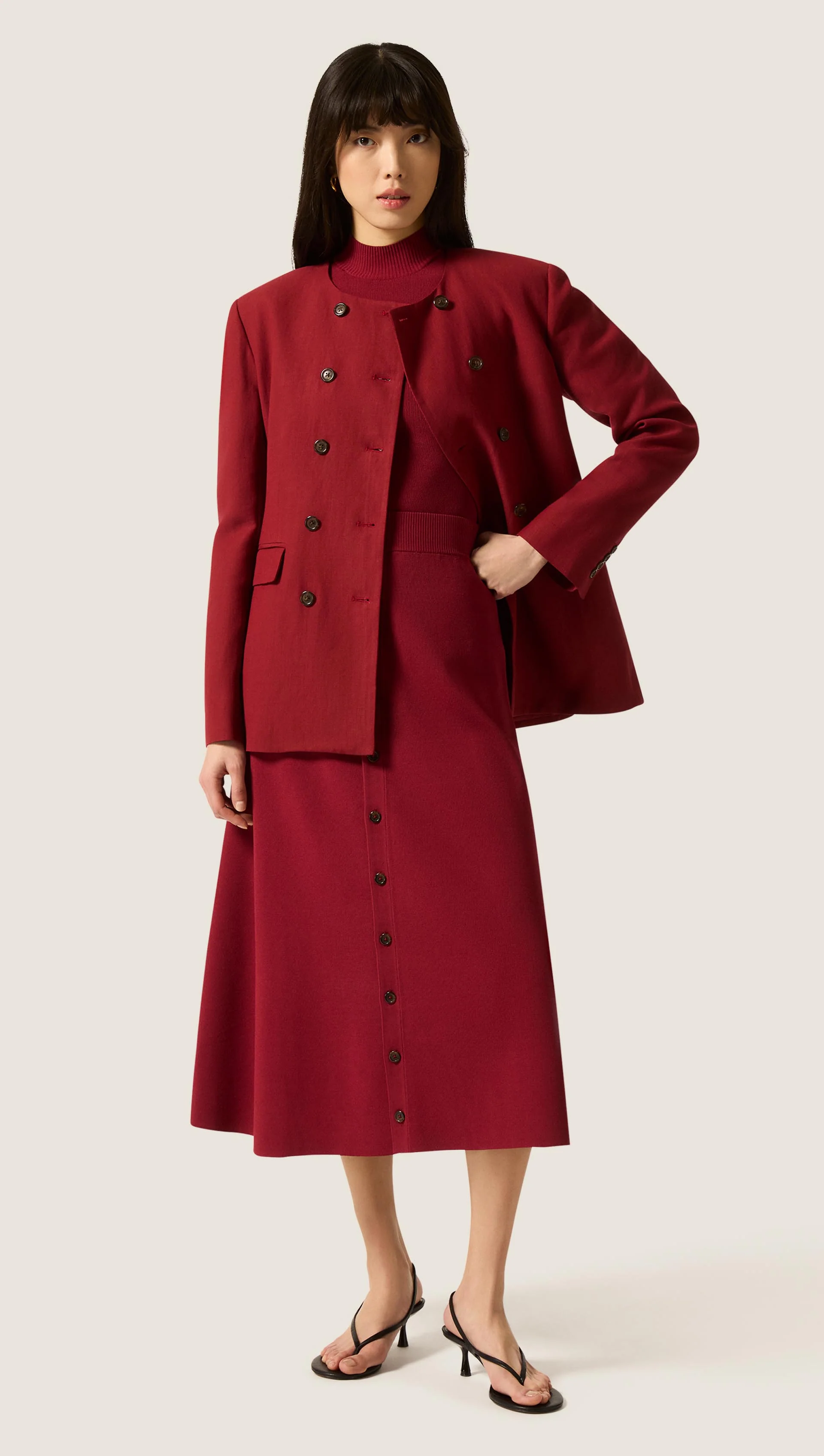 Double-Breasted Crewneck Blazer in Viscose Linen | Maroon - Image 7