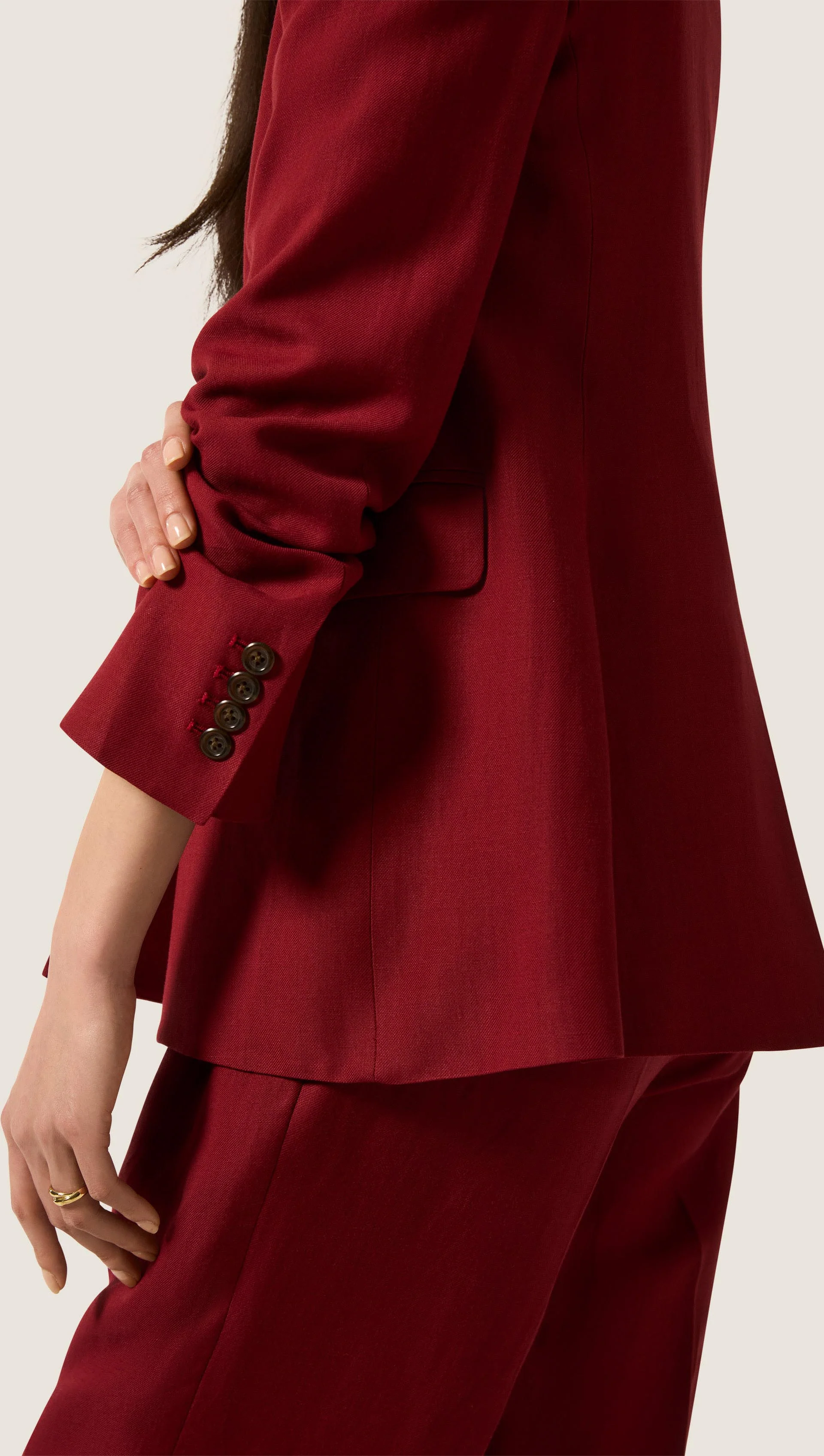 Double-Breasted Crewneck Blazer in Viscose Linen | Maroon - Image 9