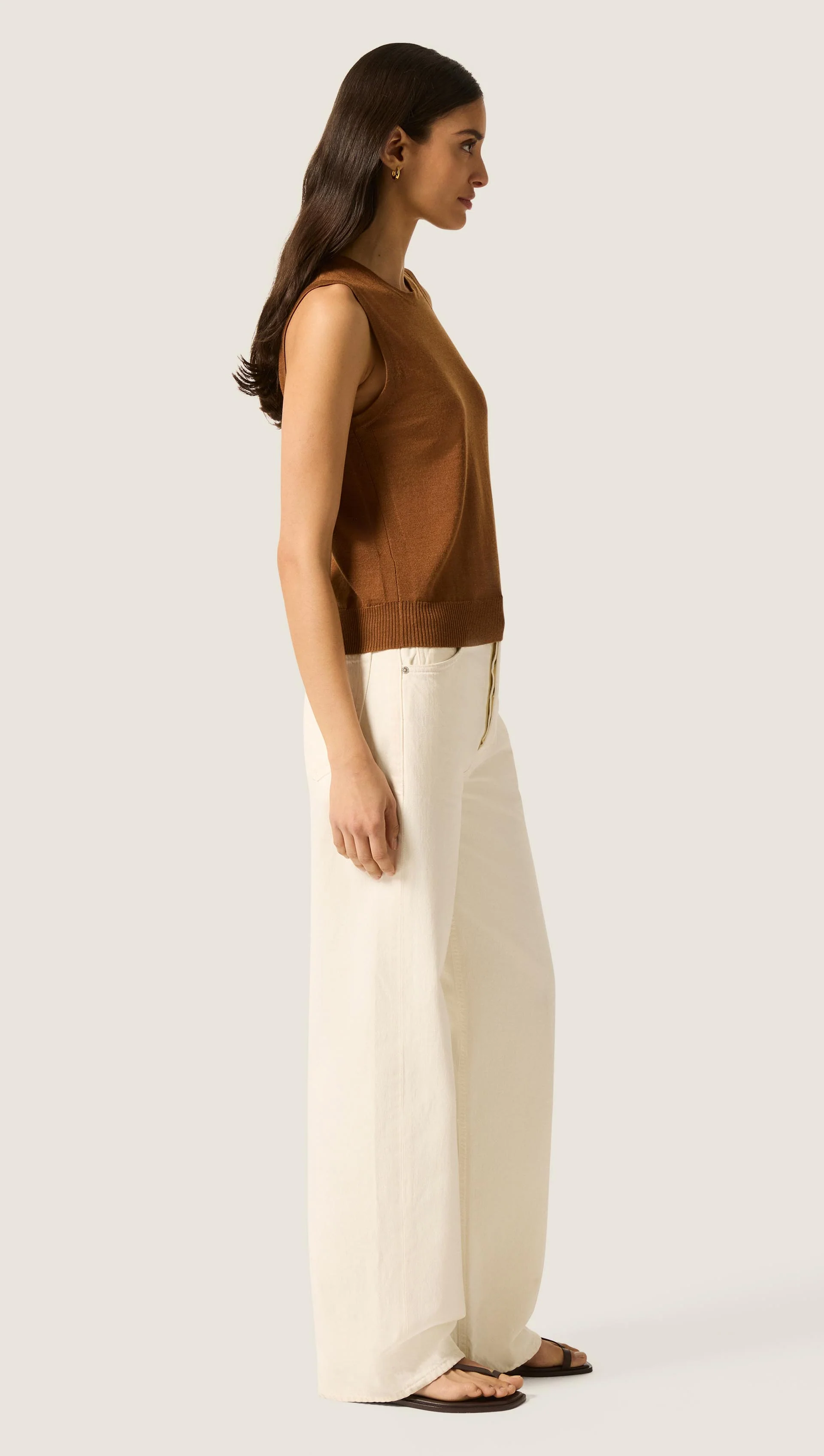 Fine Knit Sleeveless in Merino Silk | Brown - Image 3