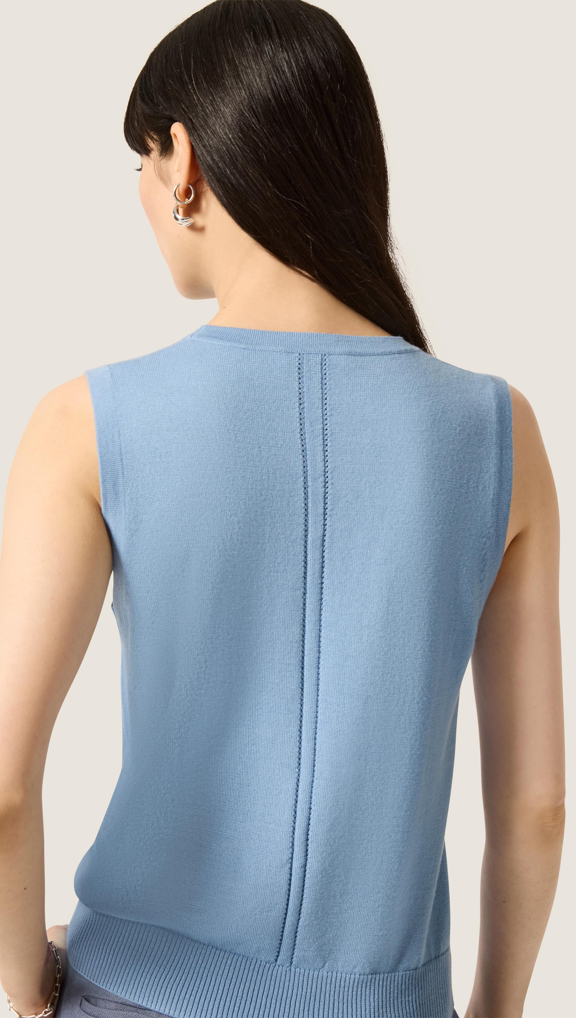 Fine Knit Sleeveless in Merino Silk | Light Blue - Image 4