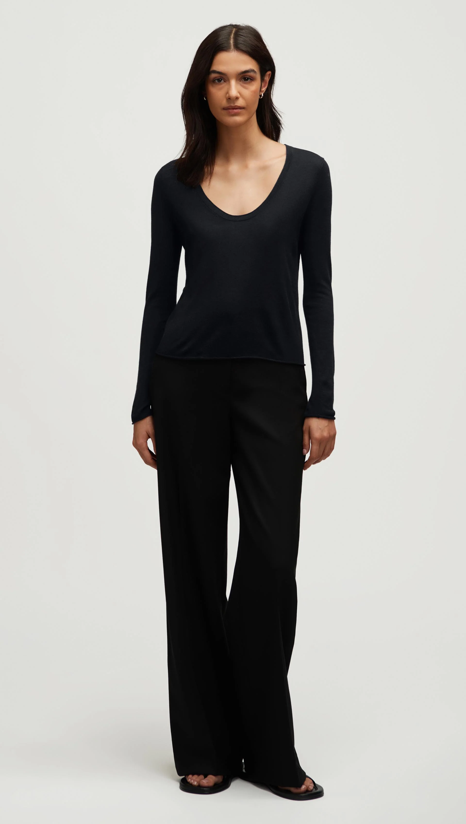 Fine Knit Longsleeve in Wool Silk | Black - Image 2