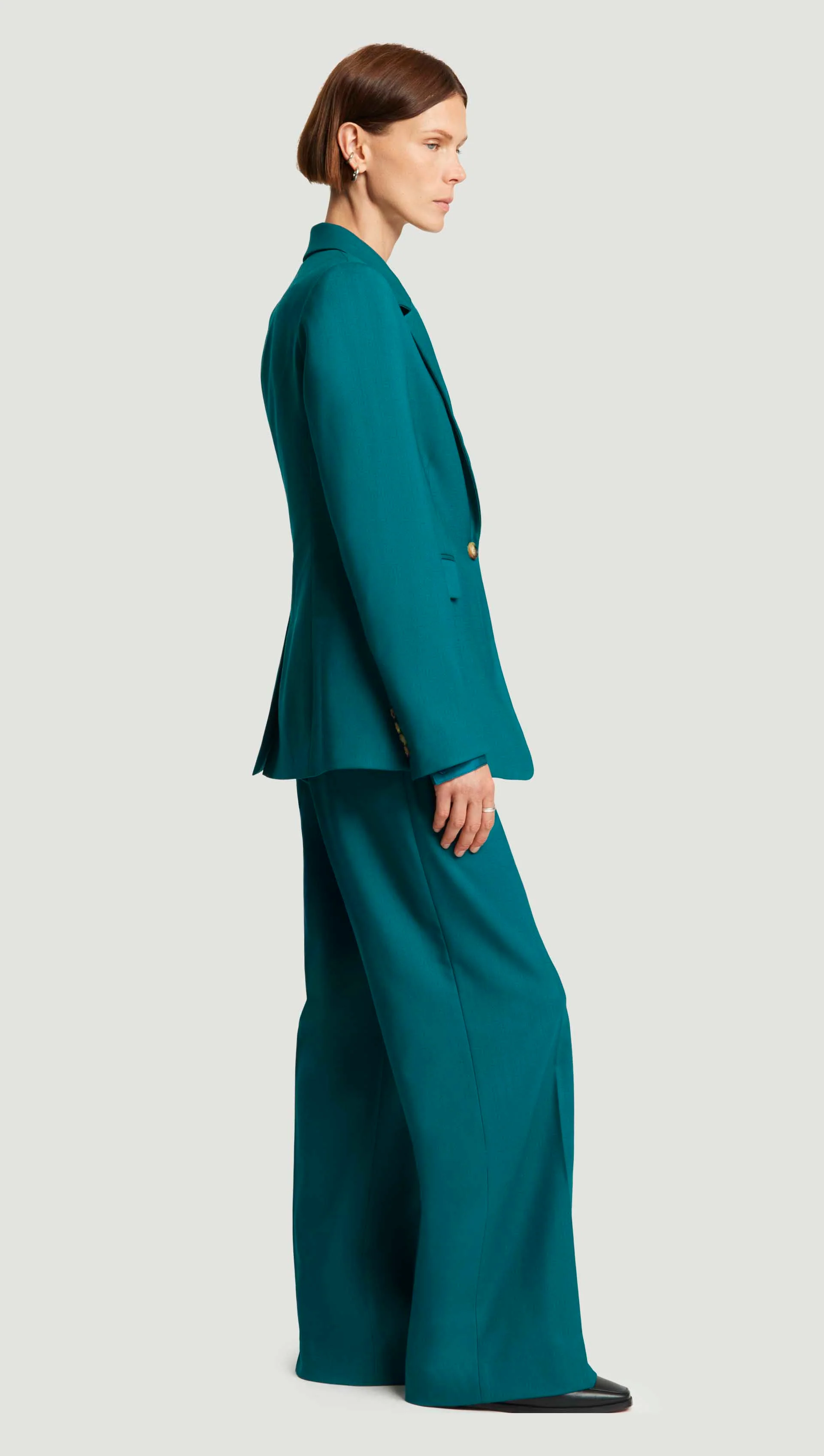 Fitted Notch Lapel Blazer in Seasonless Wool | Teal - Image 3