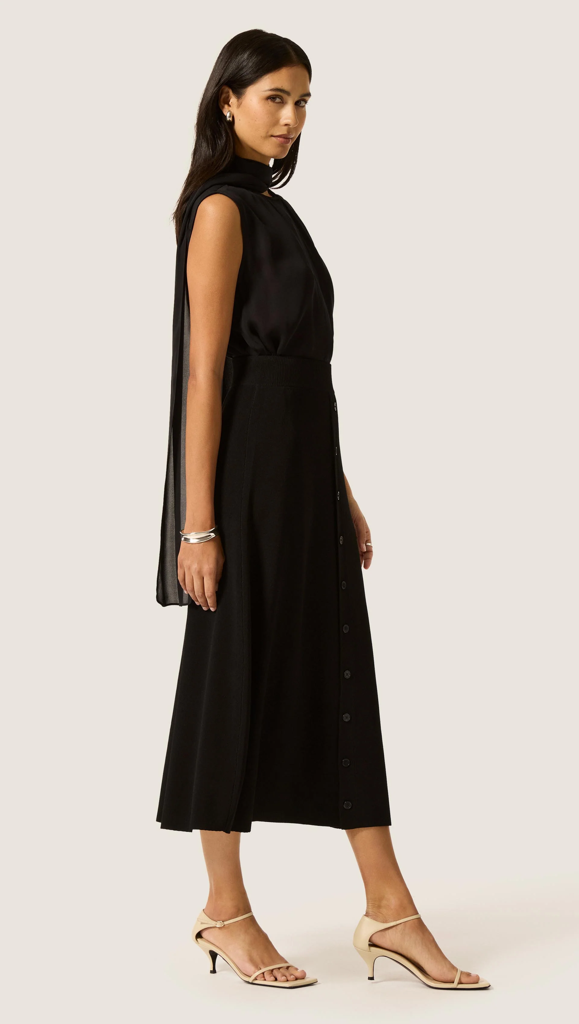 Fulton Skirt in Viscose | Black - Image 3