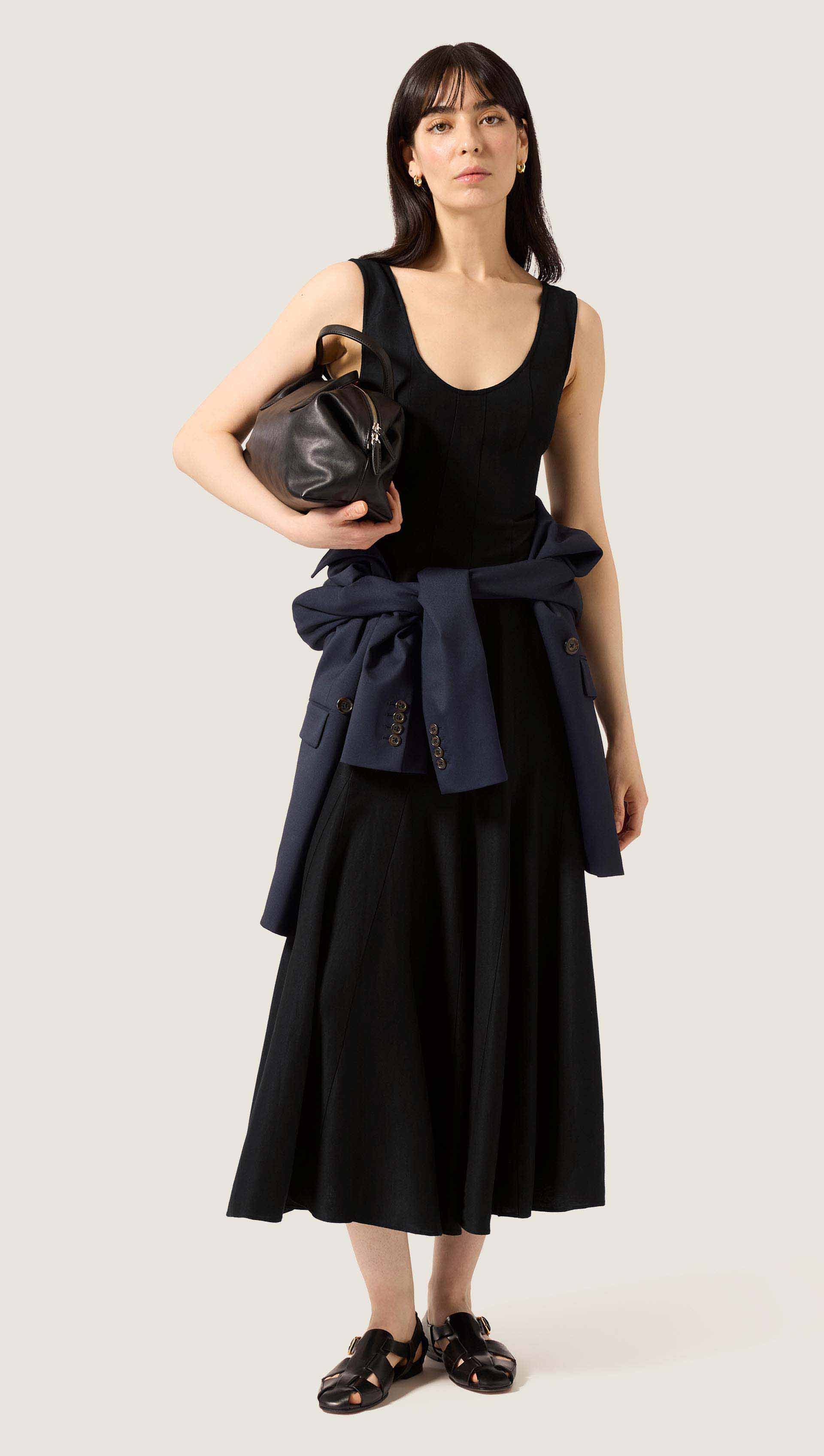 Godet Dress in Viscose Linen | Black - Image 2