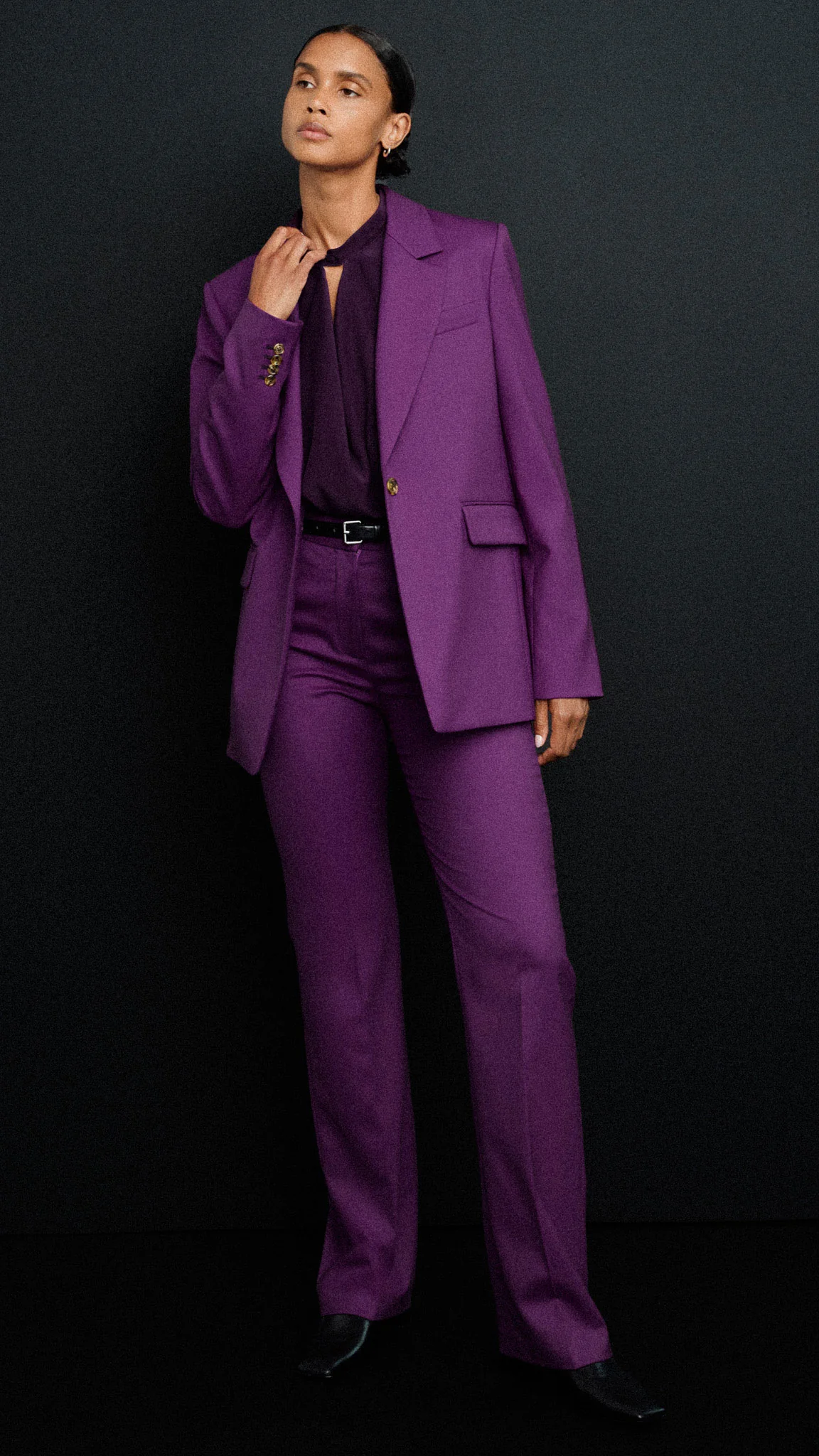 Notch Lapel Blazer in Seasonless Wool | Grape - Image 12