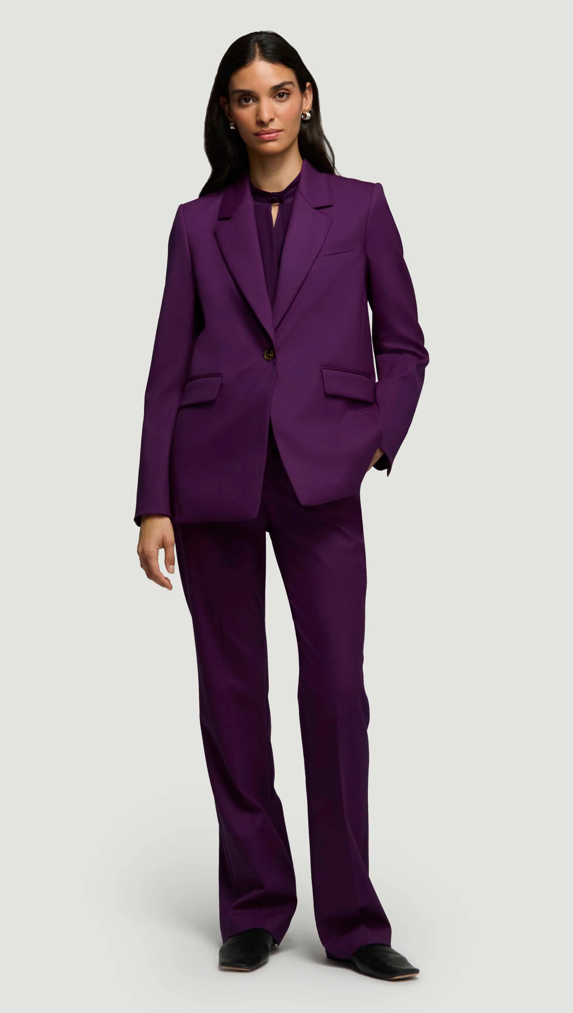 Notch Lapel Blazer in Seasonless Wool | Grape - Image 4