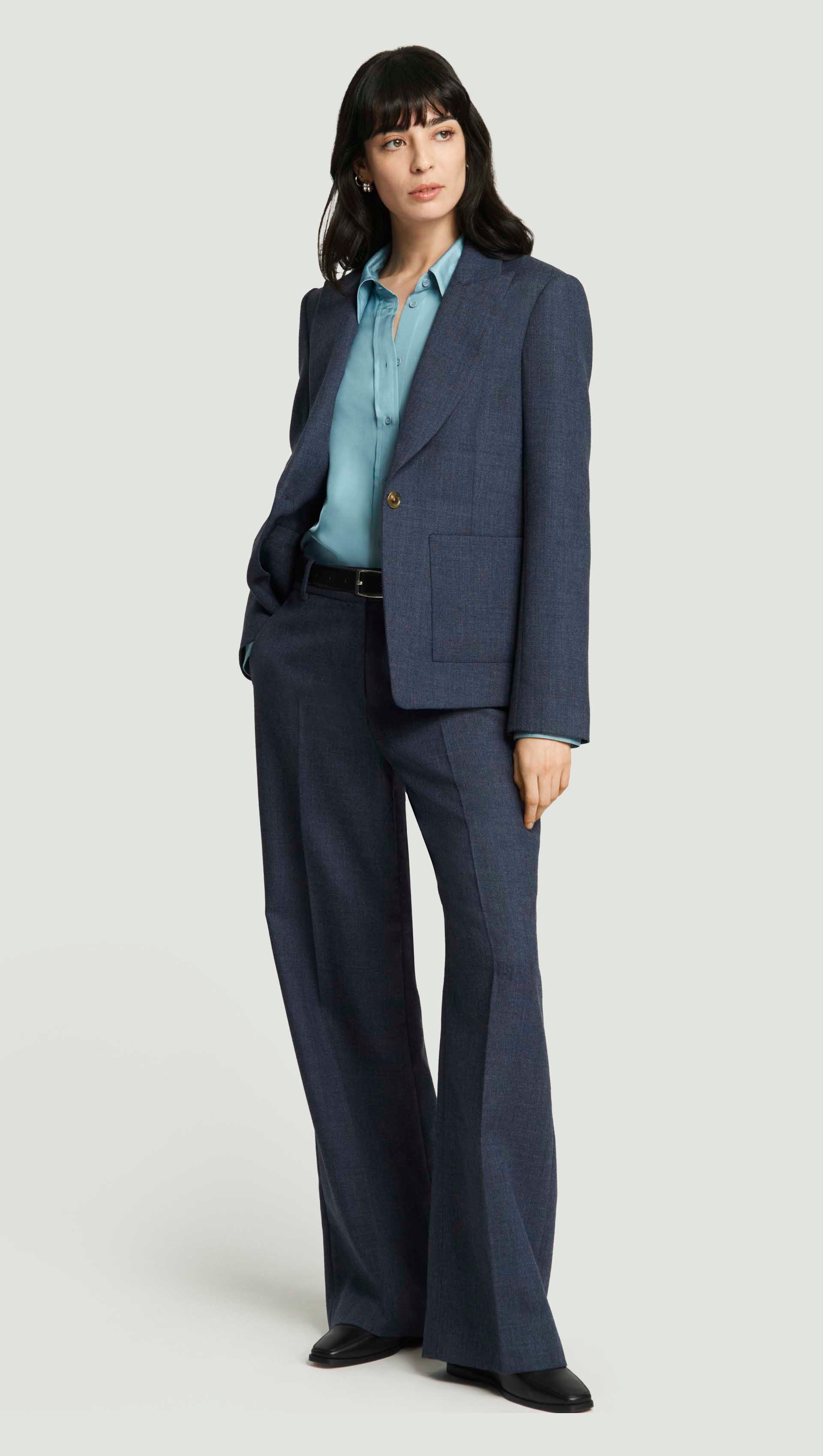 Patch Pocket Blazer in Bellagio Wool | Navy - Image 2
