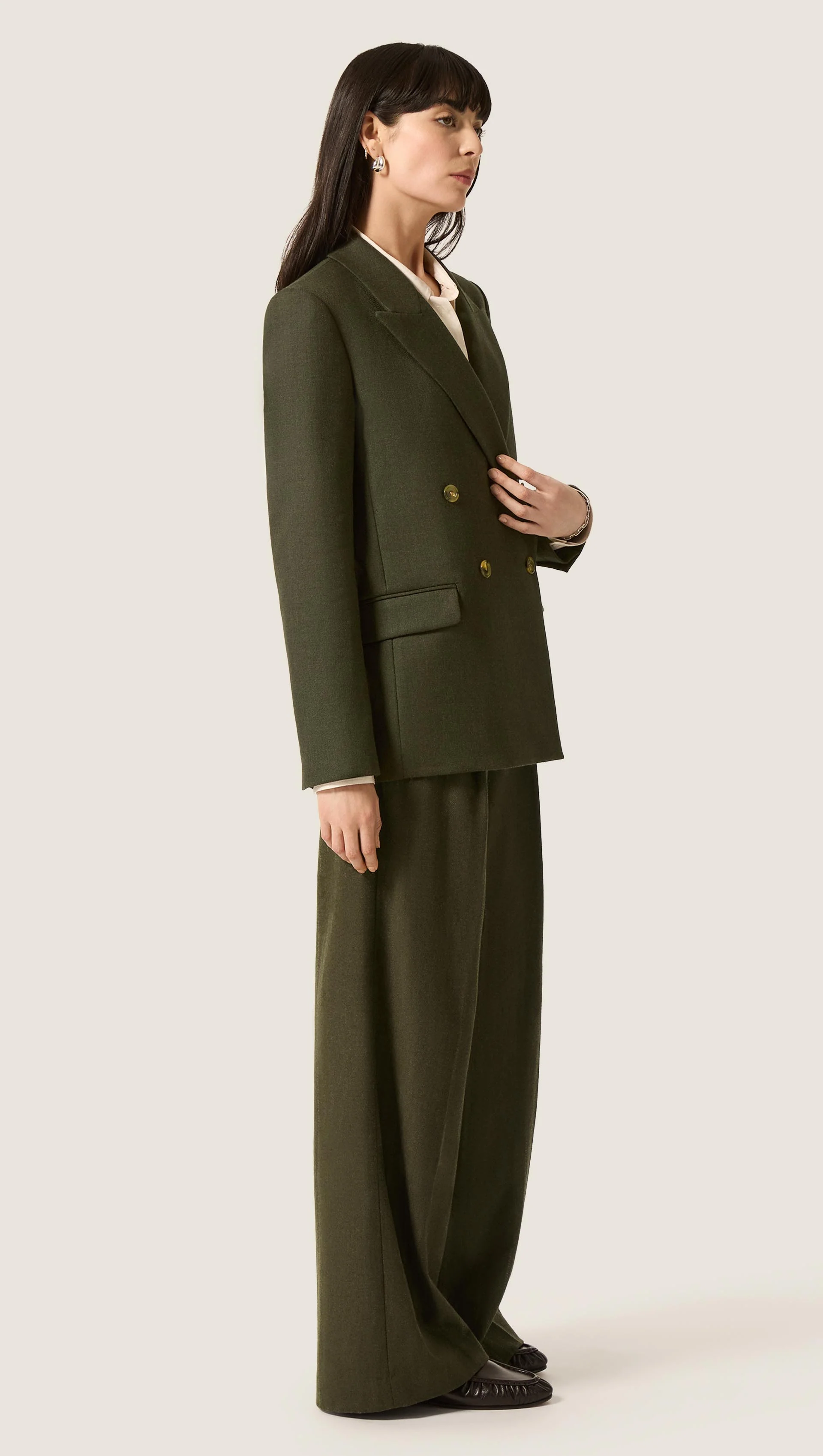 Peak Lapel Blazer in Bellagio Wool | Hunter - Image 3