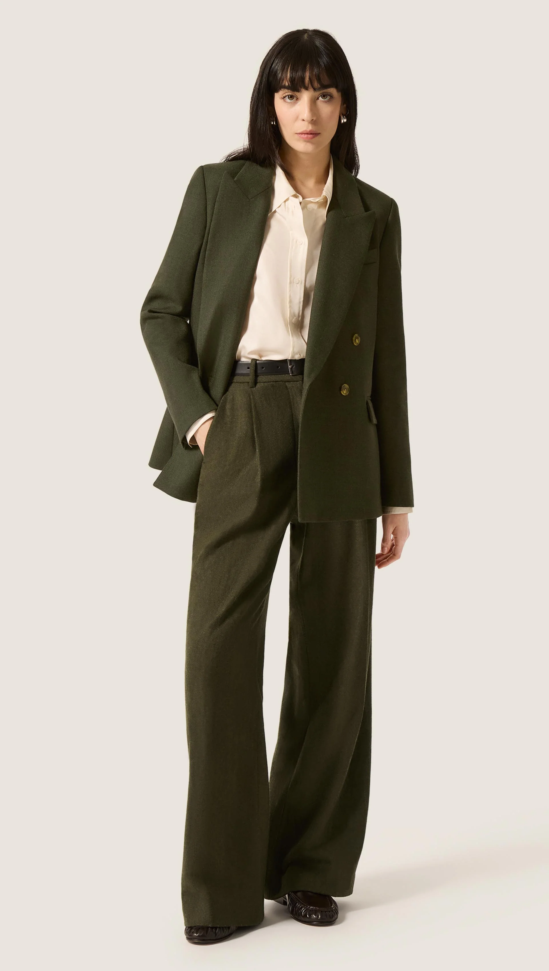 Peak Lapel Blazer in Bellagio Wool | Hunter - Image 7