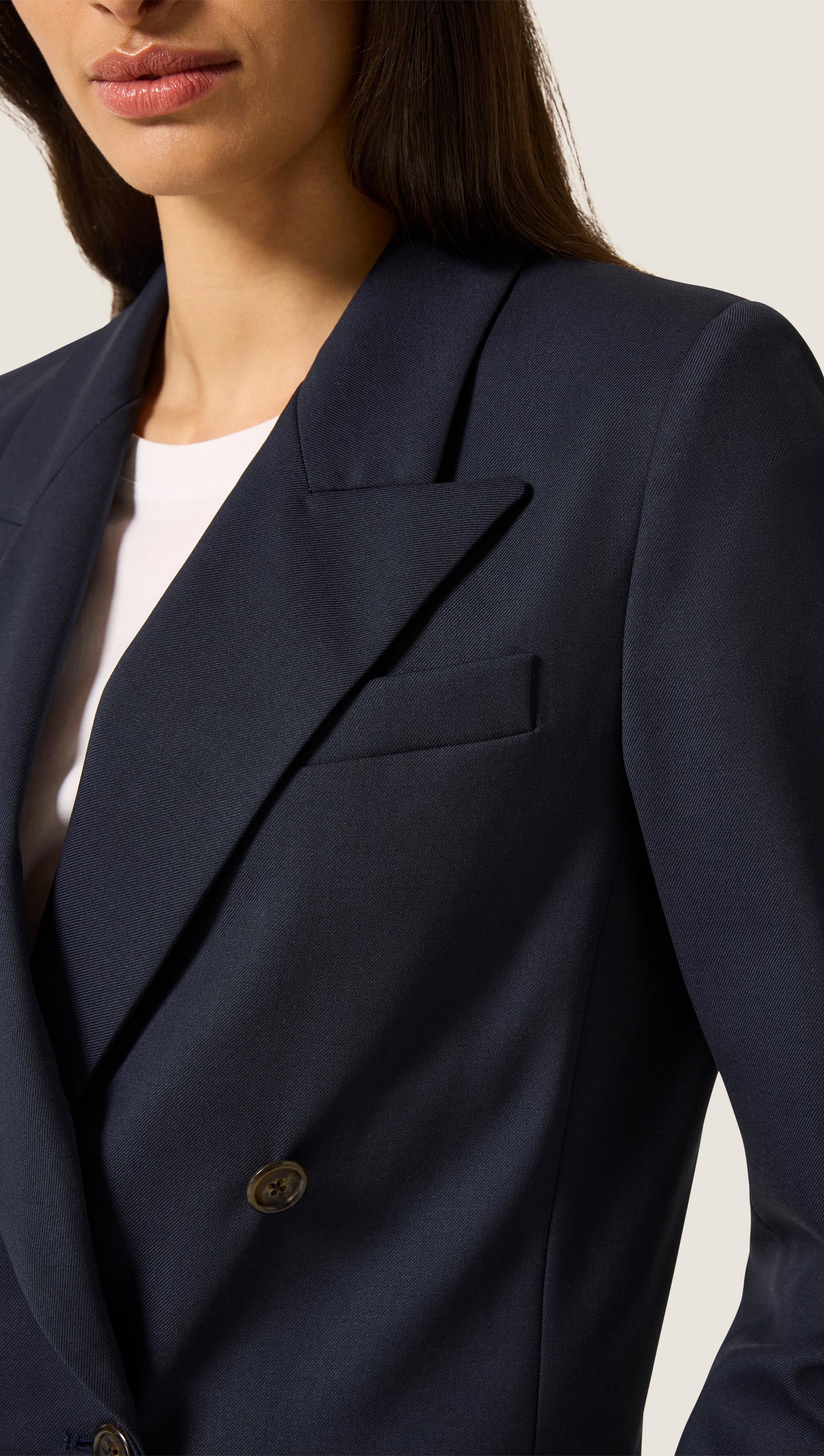 Peak Lapel Blazer in Seasonless Wool | Midnight - Image 6