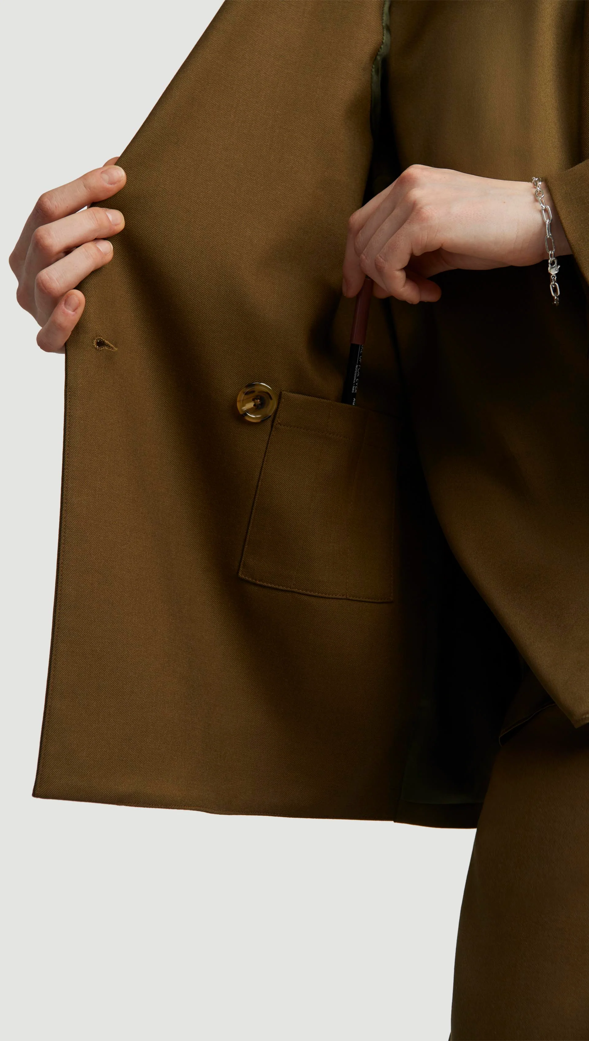 Peak Lapel Blazer in Seasonless Wool | Mushroom - Image 7