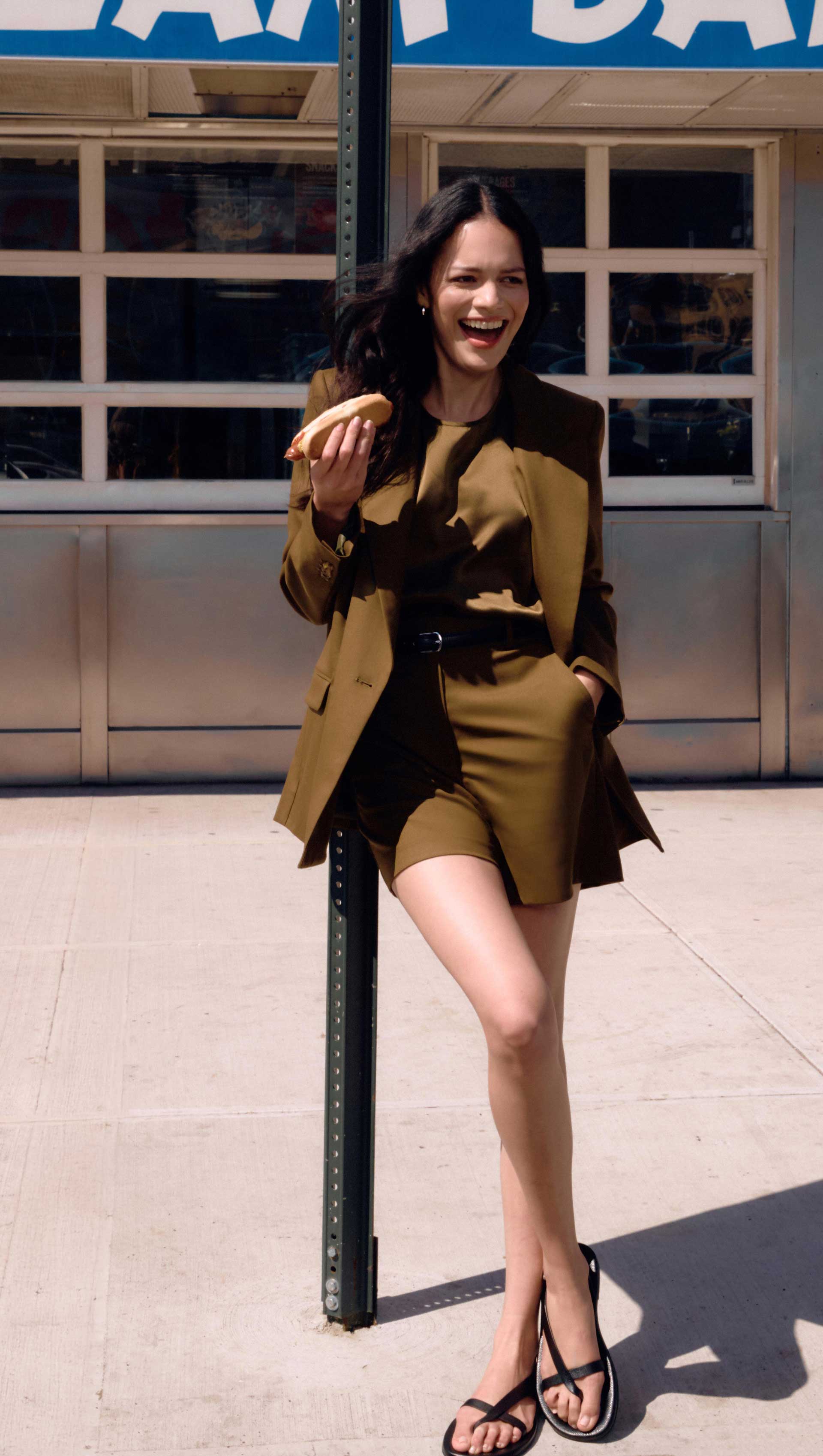 Peak Lapel Blazer in Seasonless Wool | Mushroom - Image 9