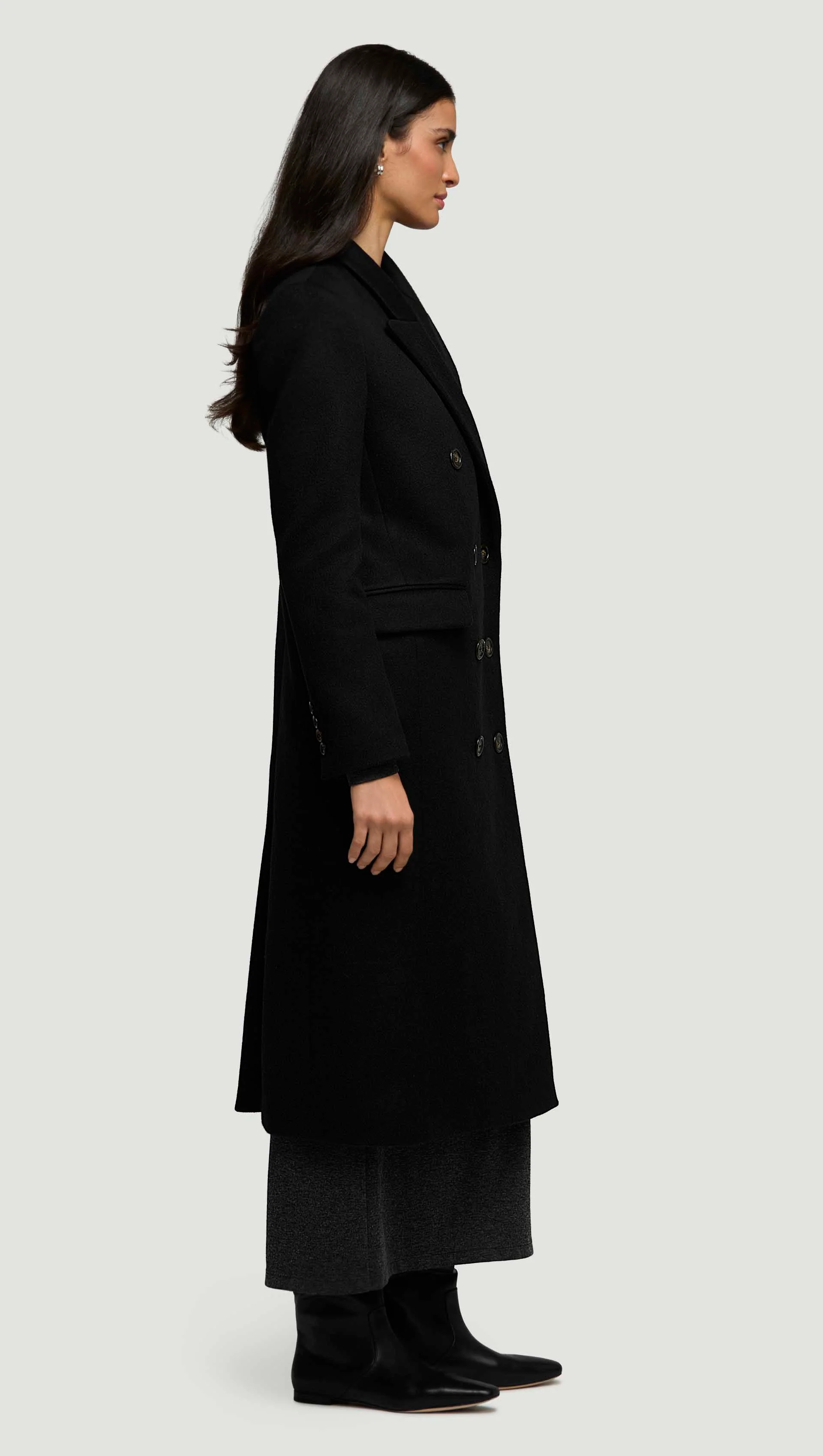 Peak Lapel Coat in Shiny Wool | Black - Image 5