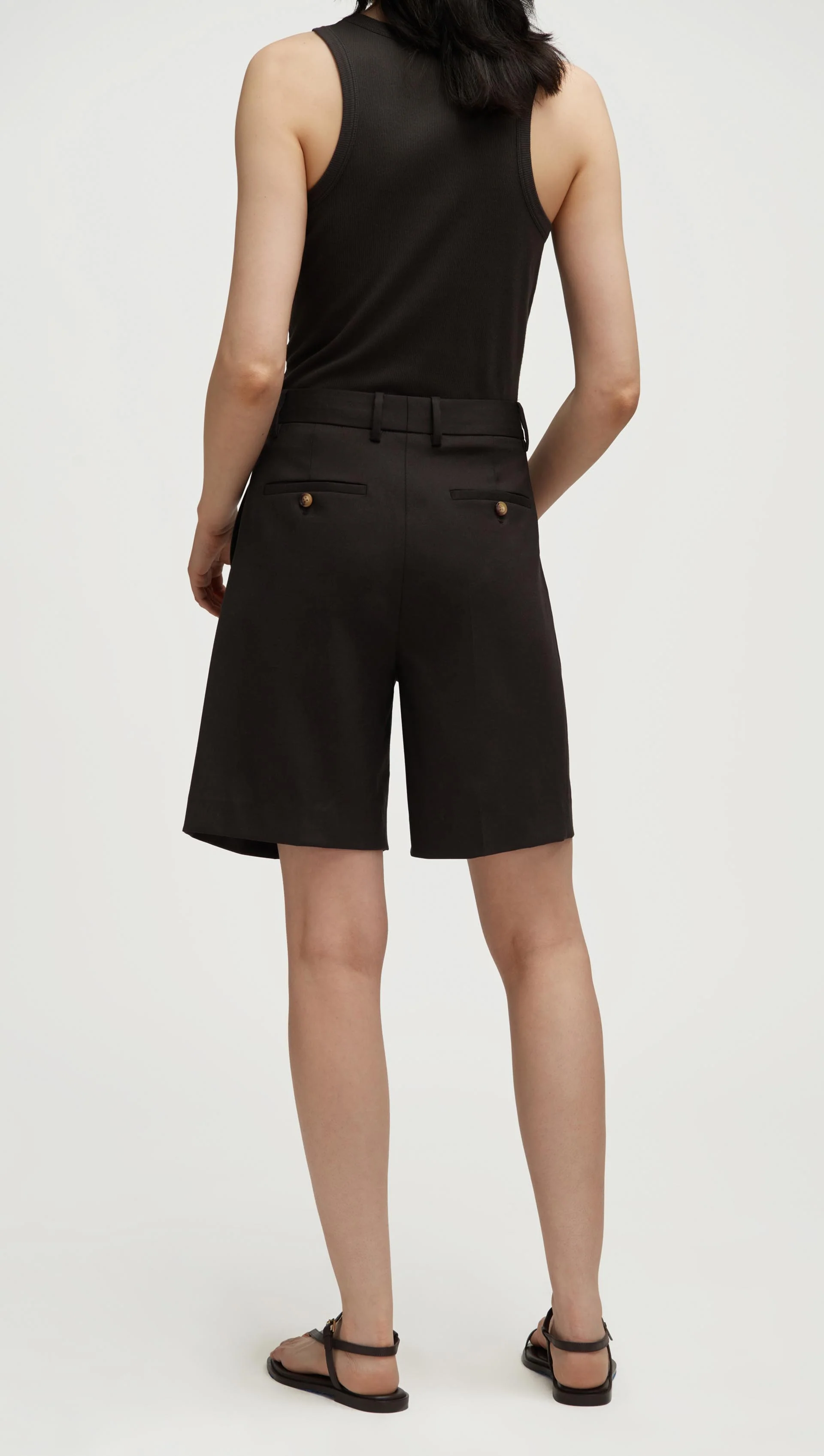 Pleated Shorts in Seasonless Wool | Smoke - Image 4