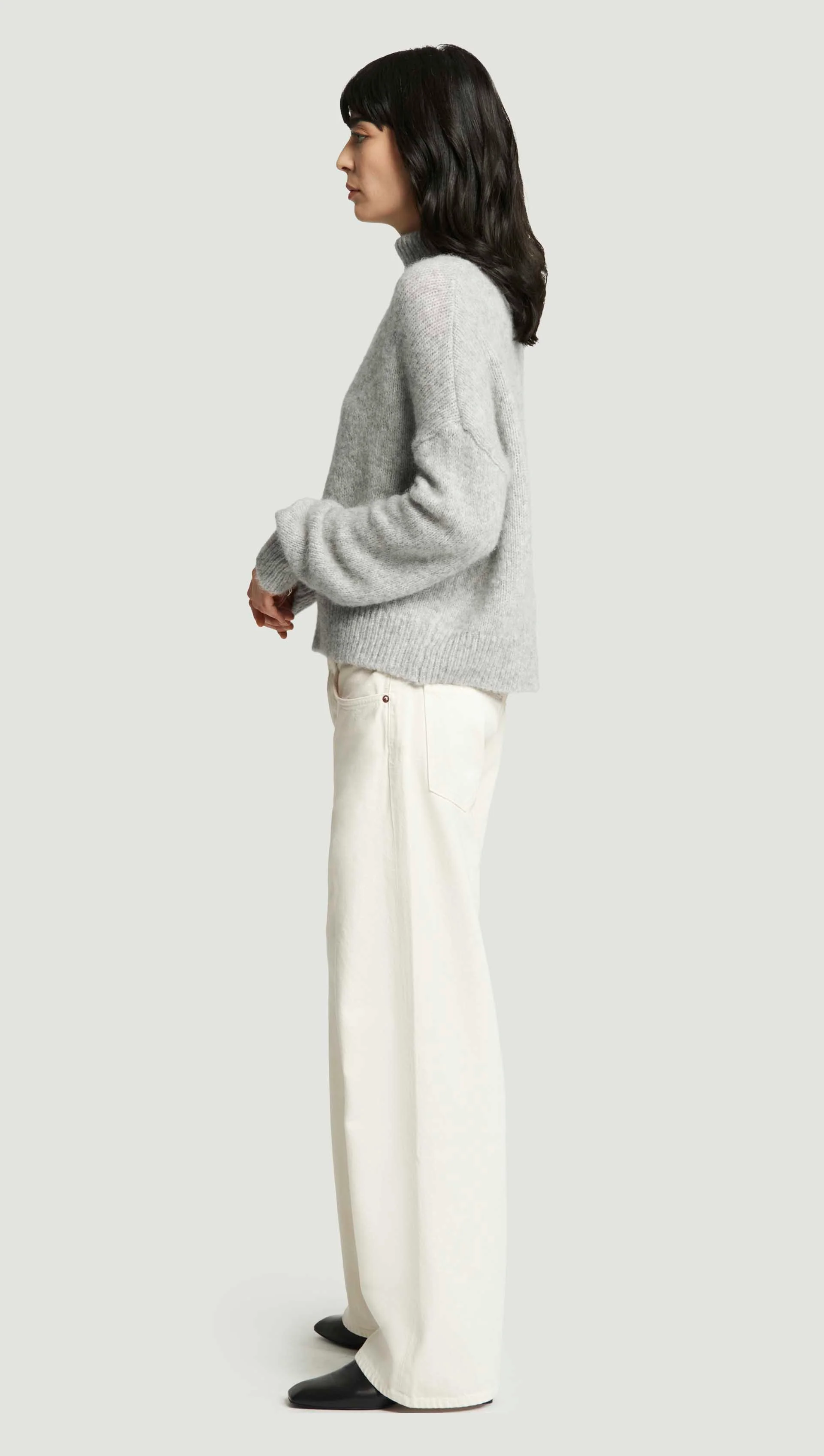 Plush Turtleneck Sweater in Luxe Wool | Heather Grey - Image 4