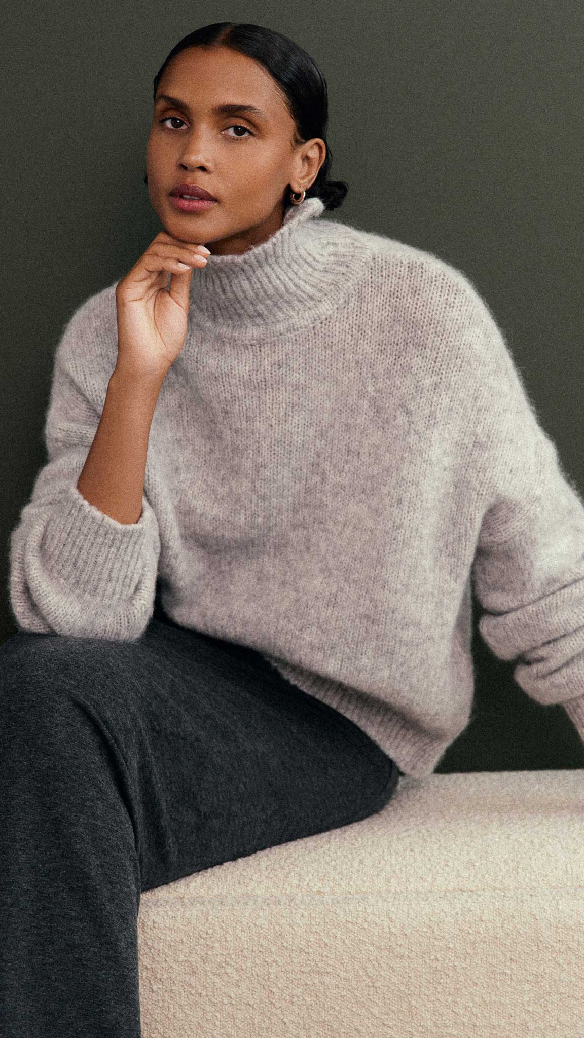 Plush Turtleneck Sweater in Luxe Wool | Heather Grey - Image 7