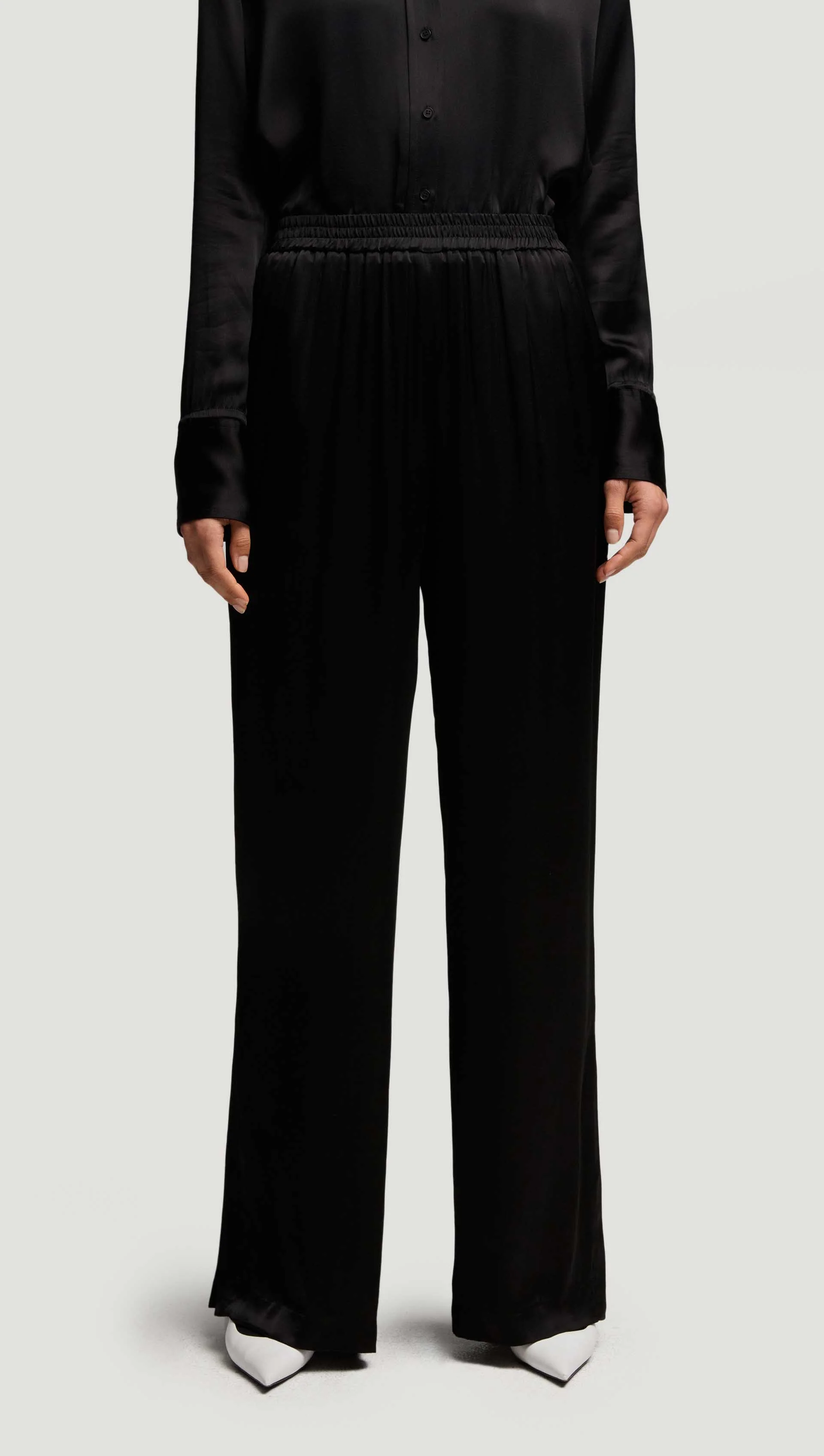 Pull-Up Pant in Viscose Satin | Black - Image 3