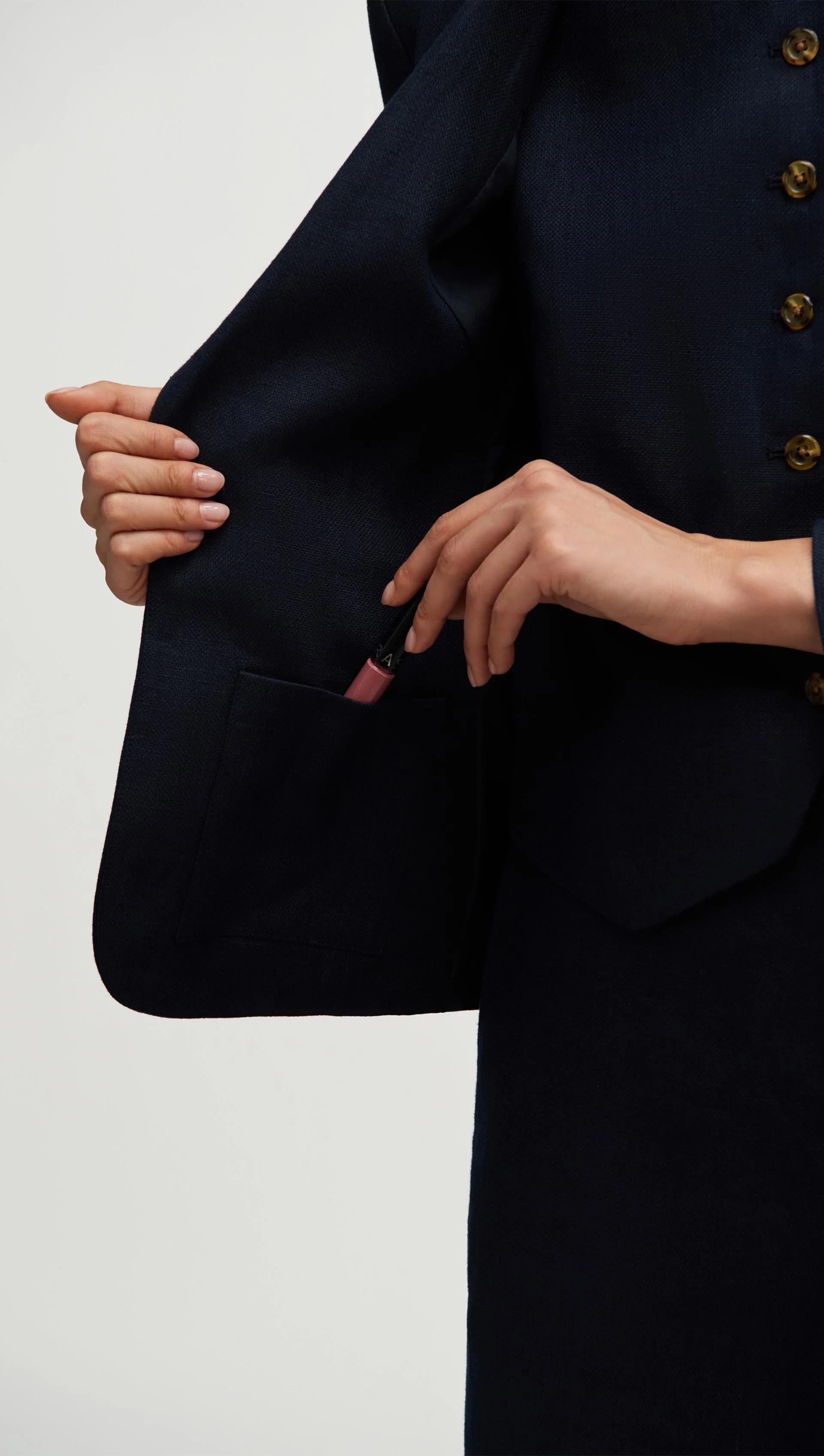 Schoolboy Blazer in Basket Weave Linen | Midnight - Image 3