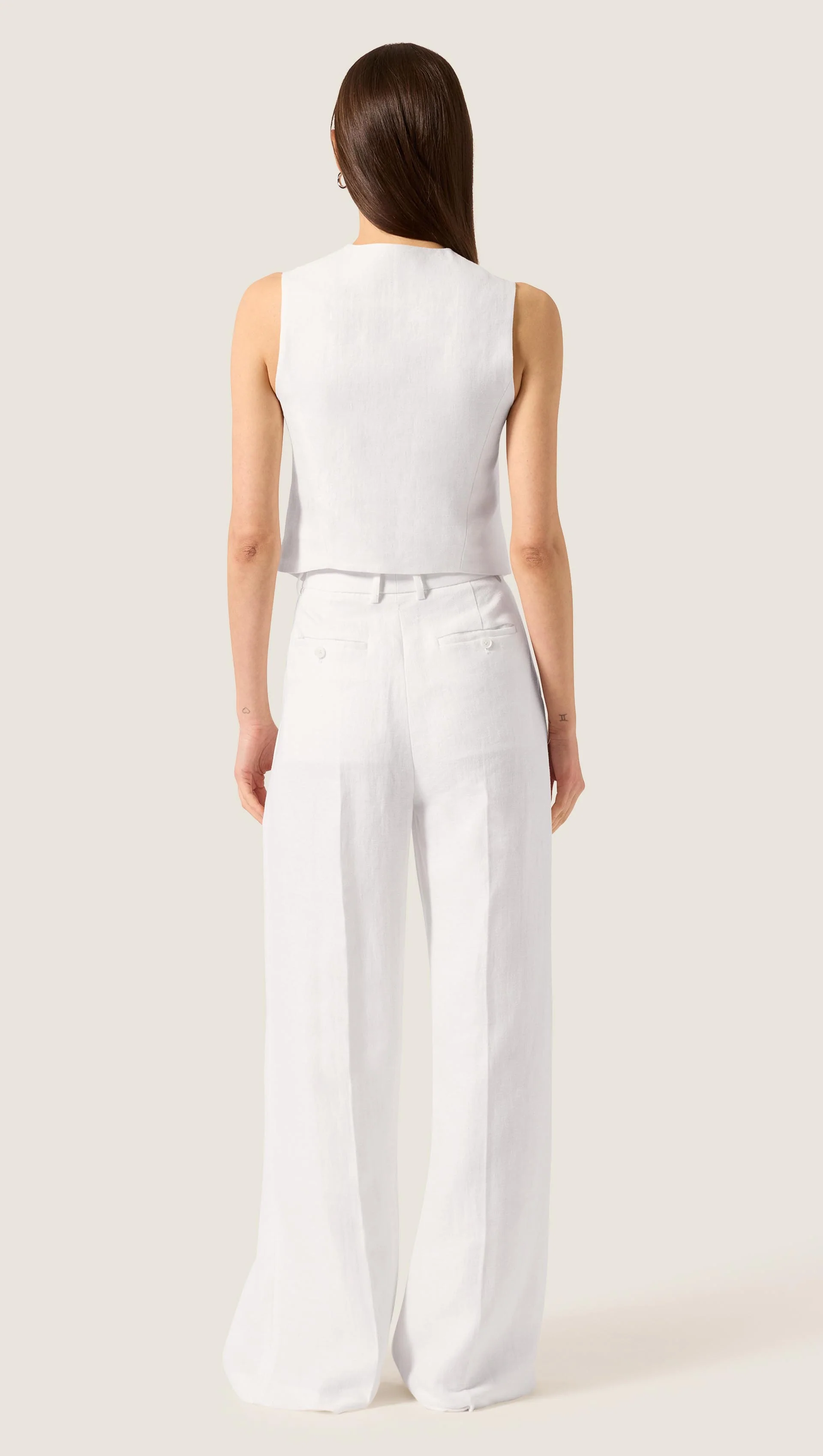 Scoop Neck Waistcoat in Viscose Linen | Ivory - Image 5