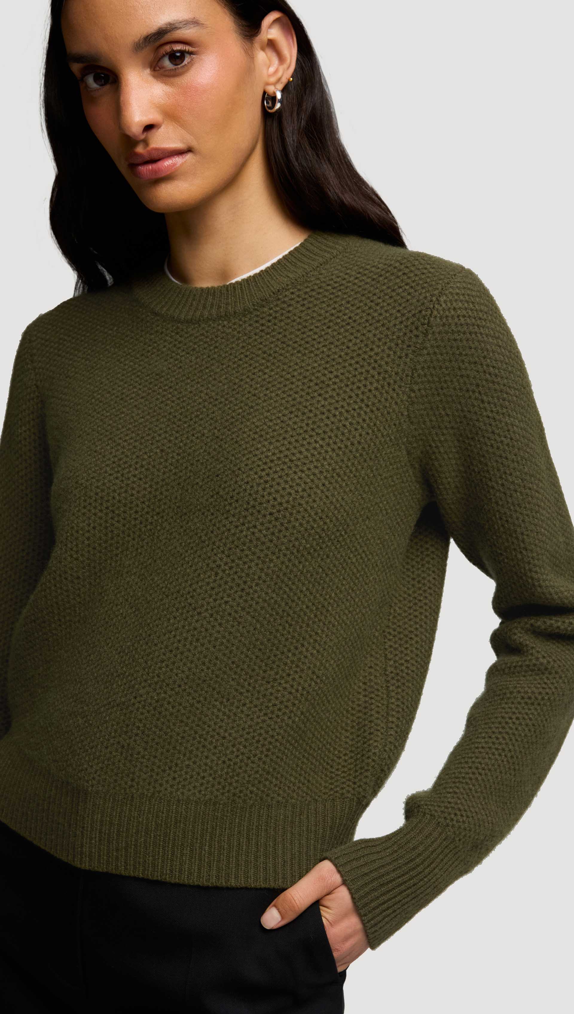 Shrunken Crewneck in Wool Cashmere | Olive - Image 8