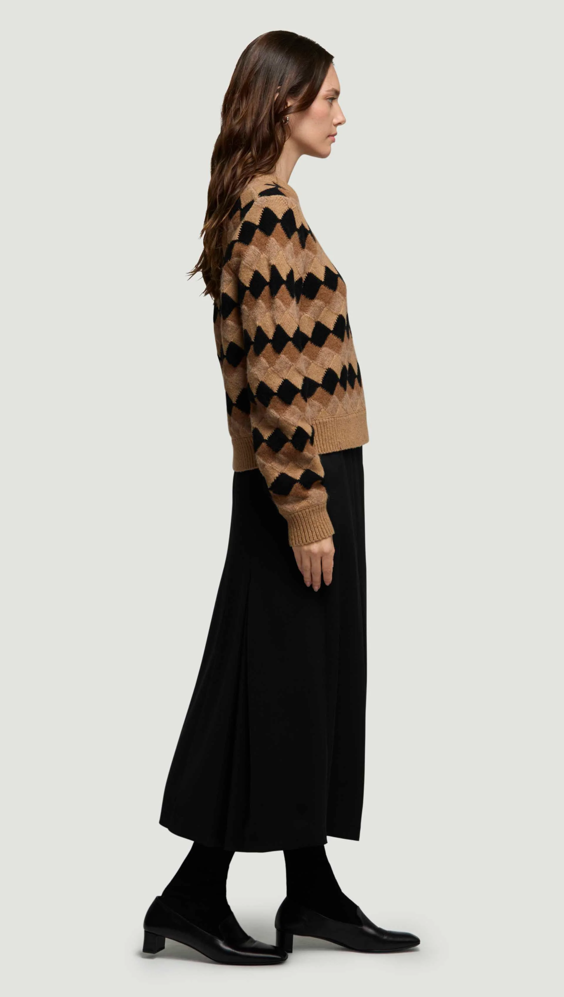 Shrunken Pullover in Luxe Yarn | Domino - Image 3