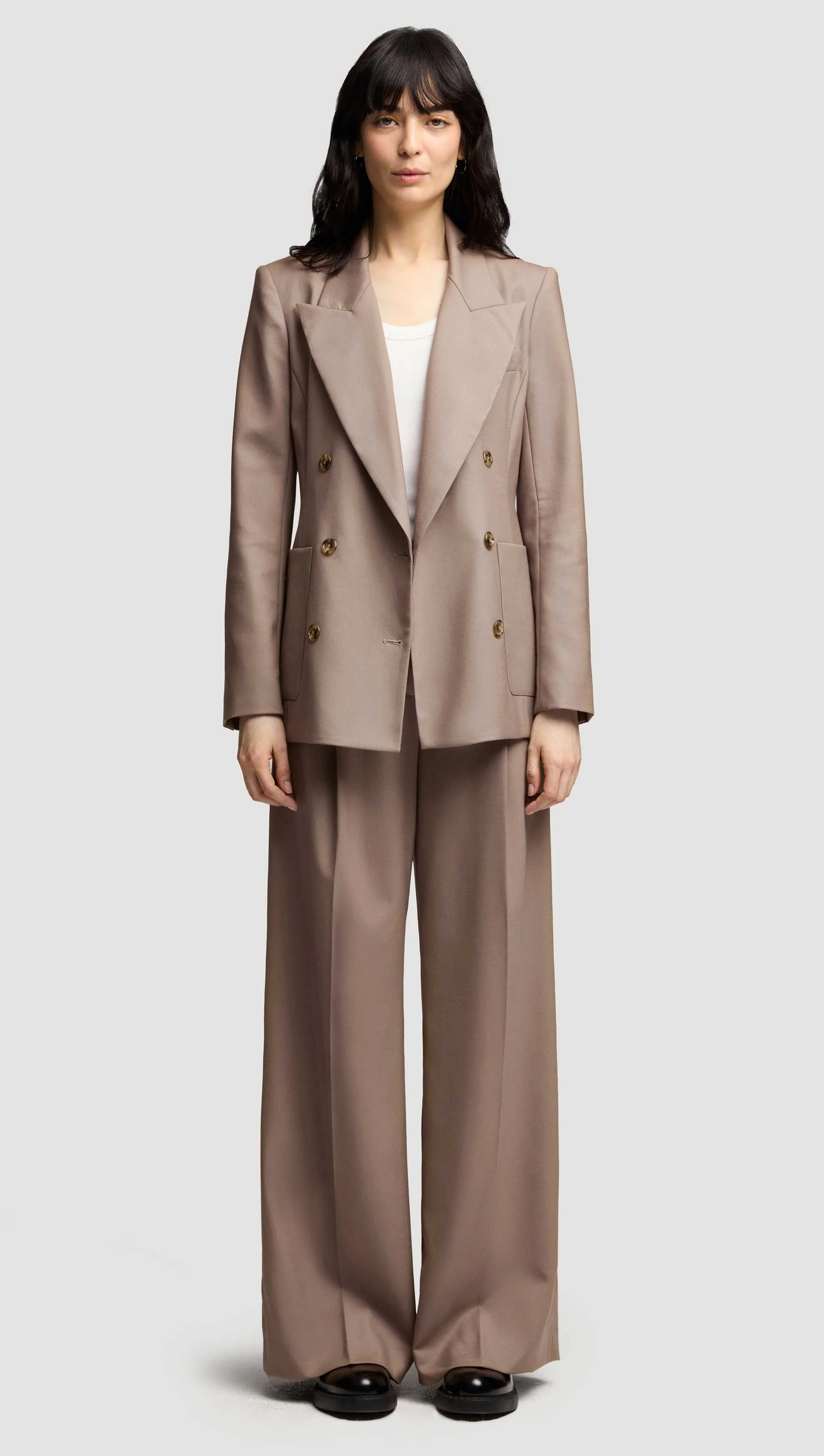 Single Pleat Trouser in Seasonless Wool | Taupe - Image 5