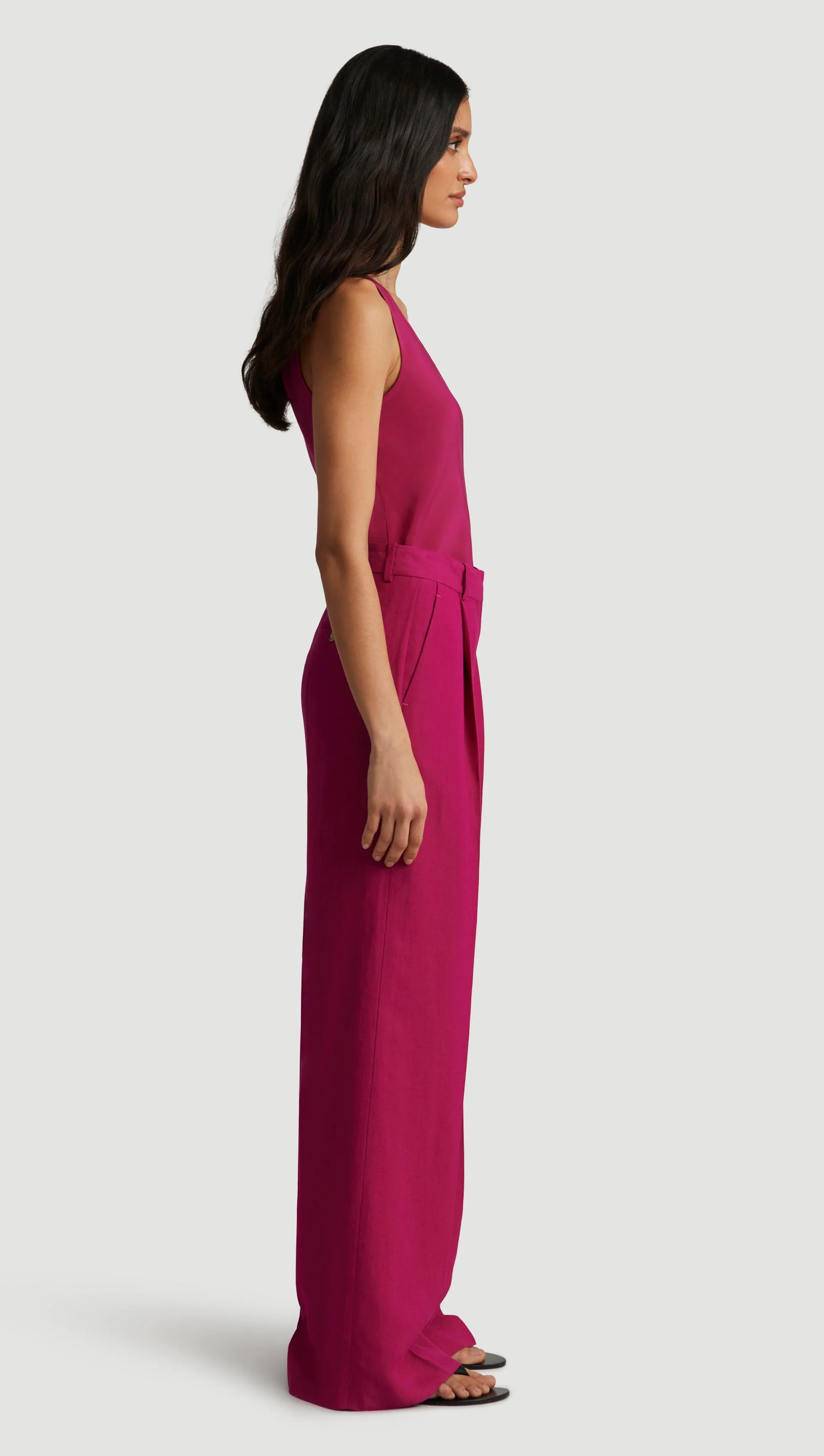 Single Pleat Trouser in Viscose Linen Twill | Fuchsia - Image 3
