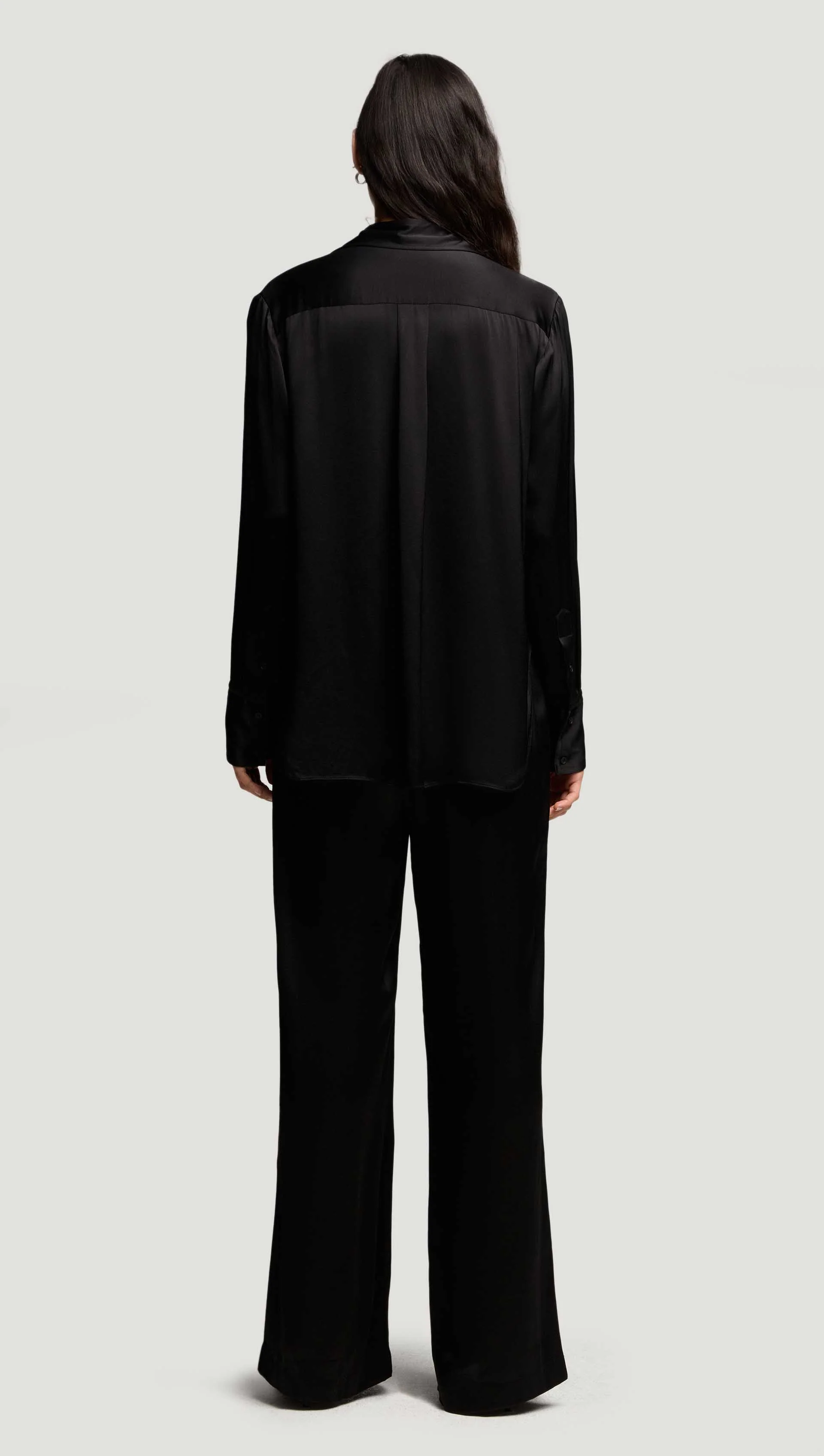 Slim Blouse in Viscose Satin | Black - Image 5