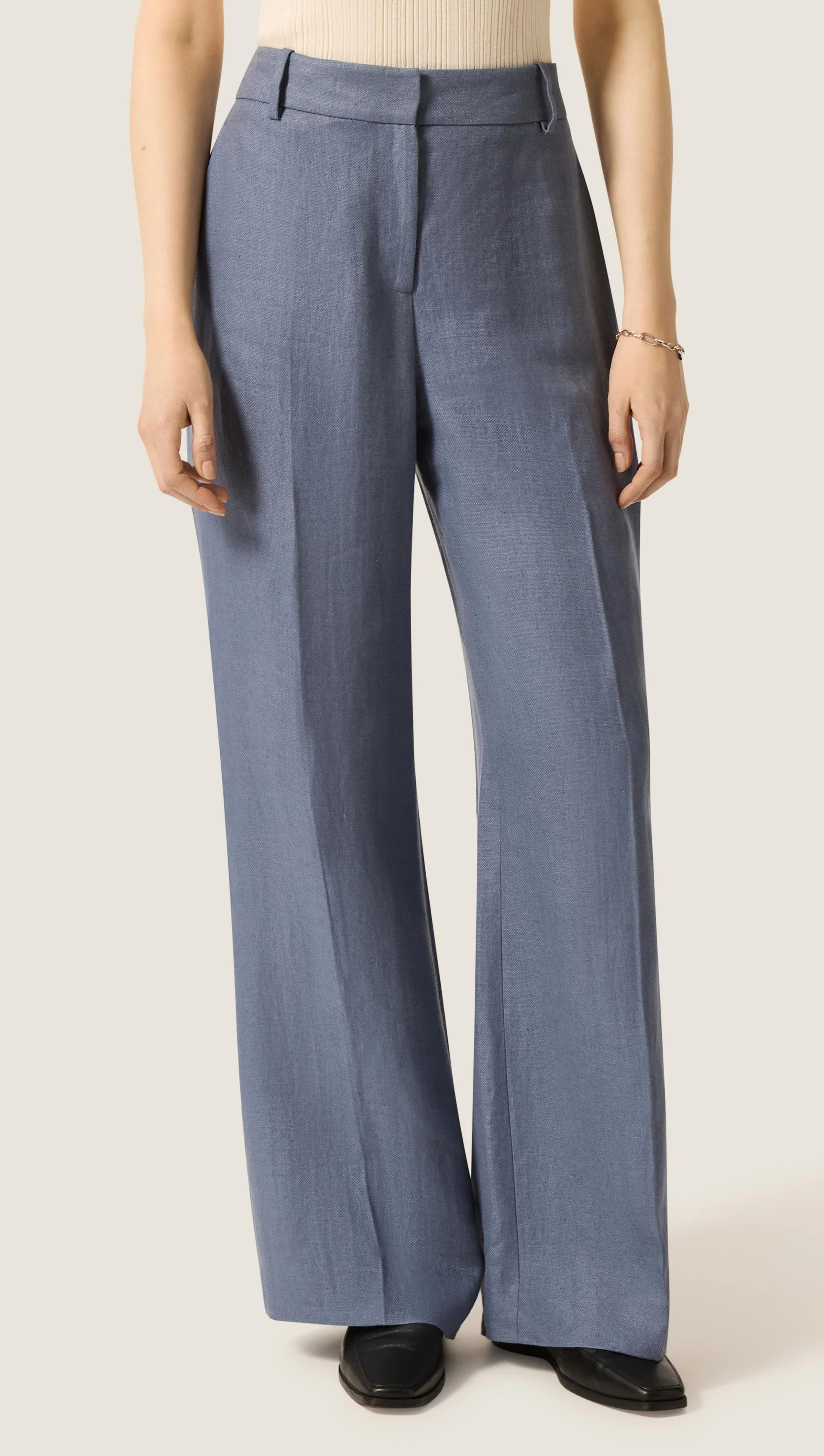 Soho Trouser in Basket Weave Linen | Blue Grey - Image 5