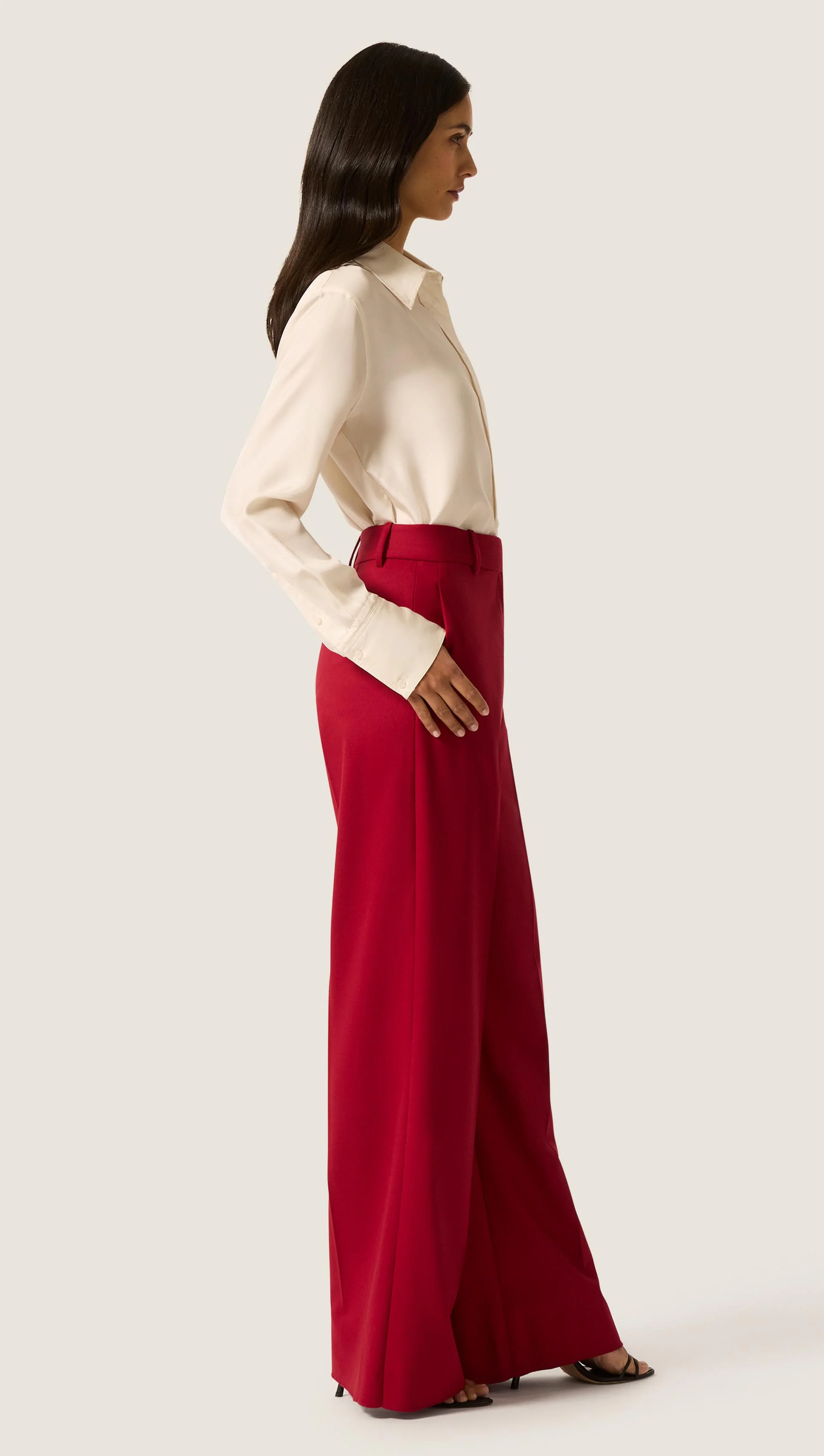 Soho Trouser in Seasonless Wool | Bordeaux - Image 2