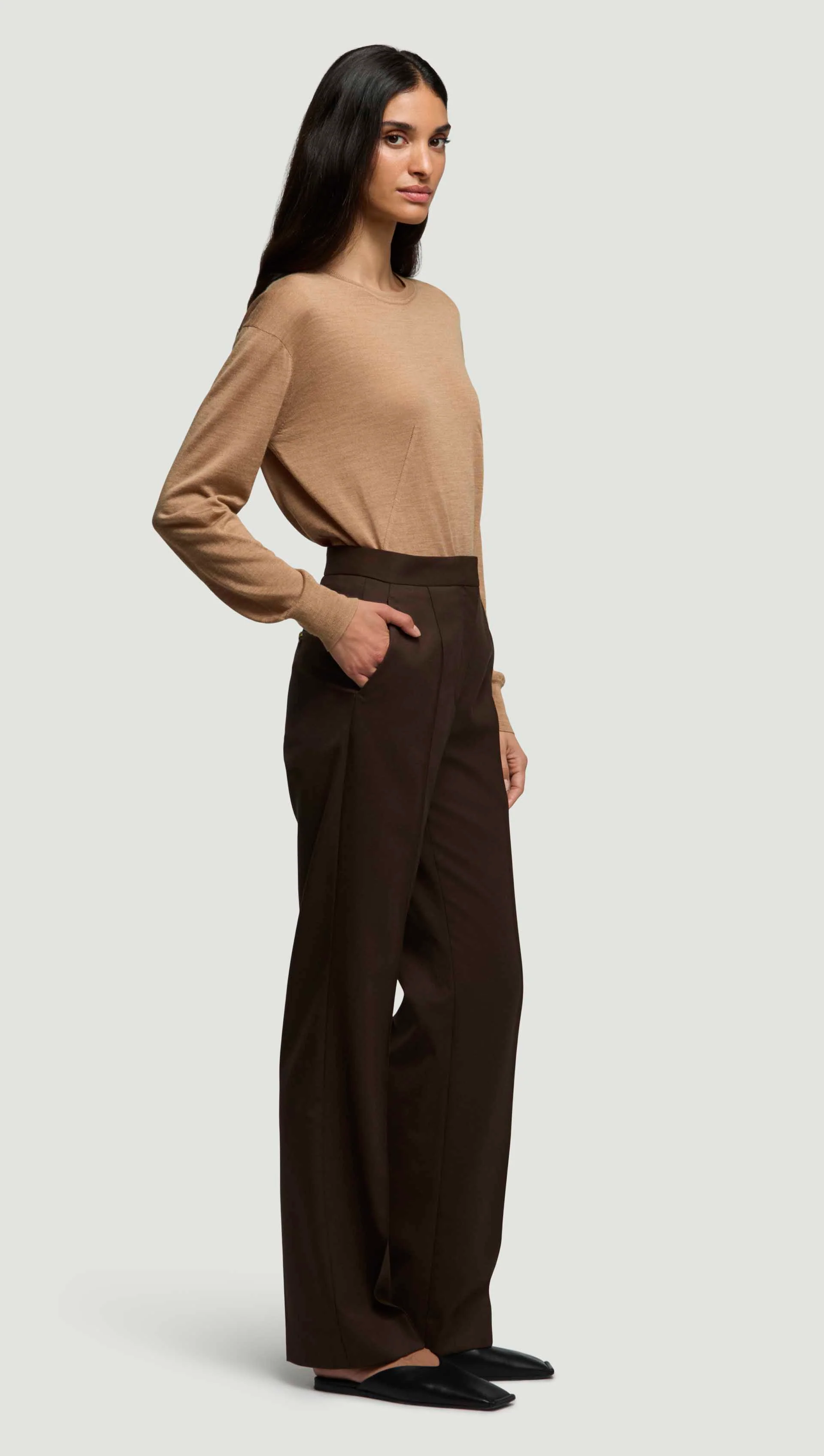 Straight Pintuck Trouser in Seasonless Wool | Espresso - Image 2
