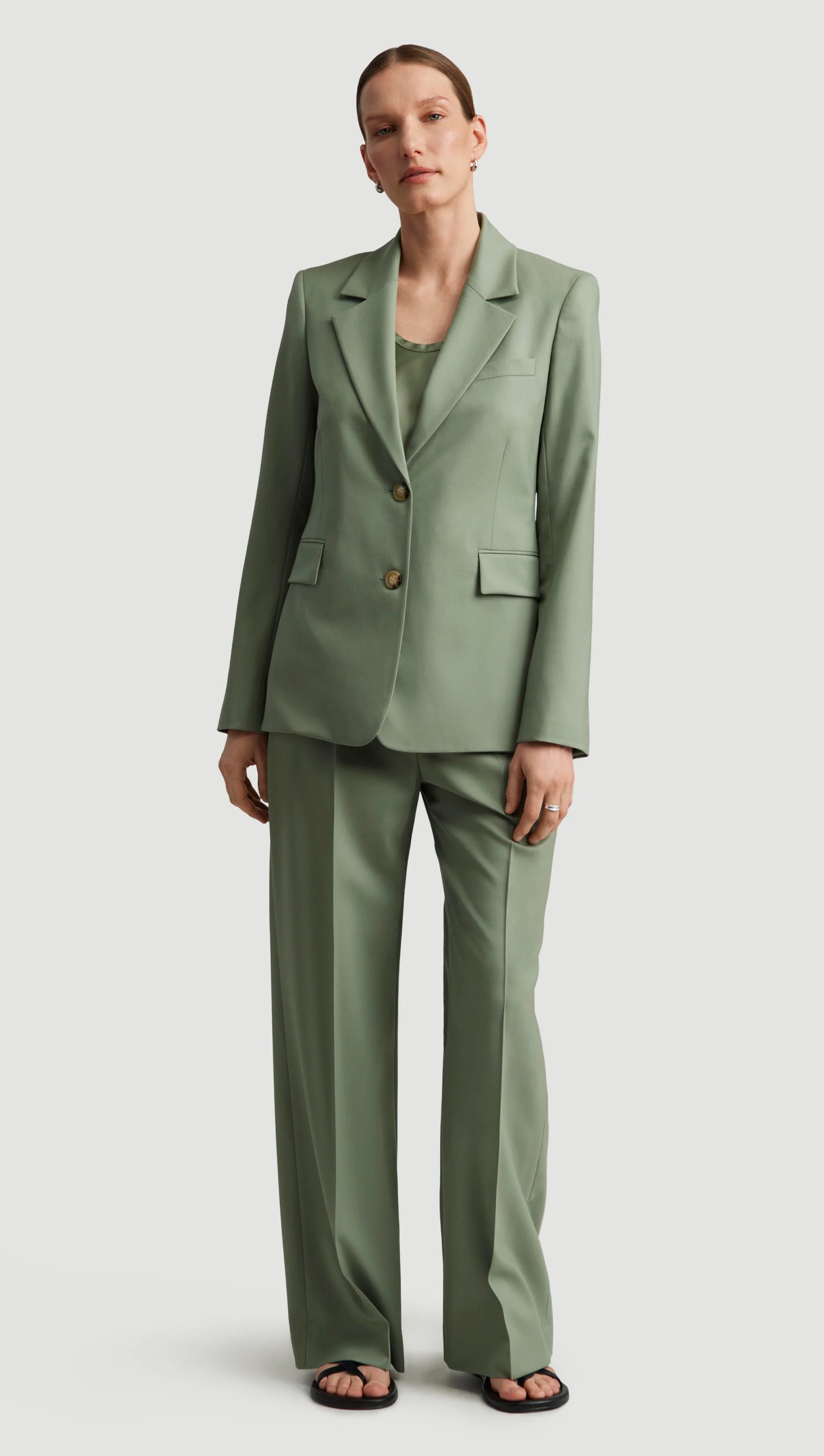 Two-Button Blazer in Seasonless Wool | Pistachio - Image 3
