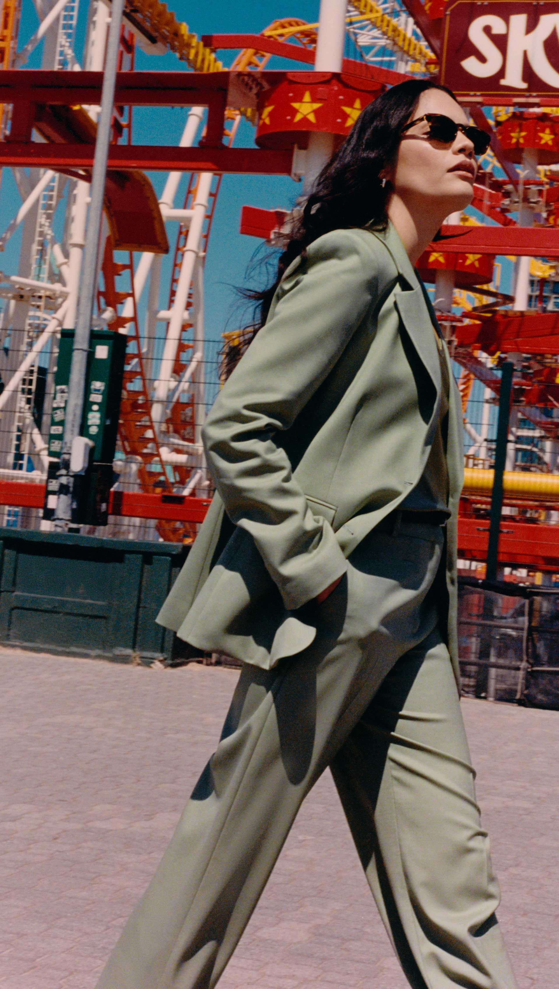 Two-Button Blazer in Seasonless Wool | Pistachio - Image 7