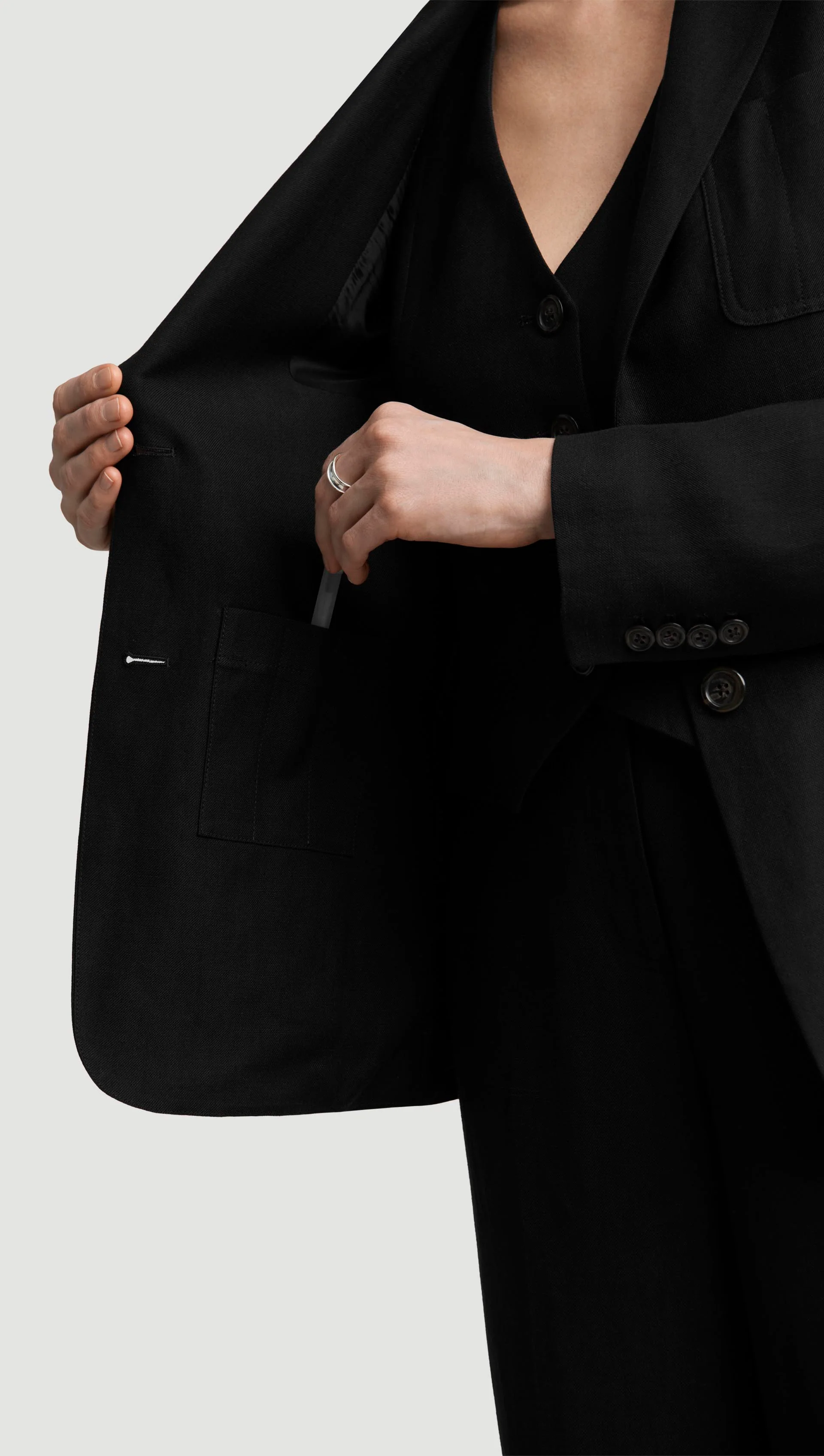 Unlined Weekend Blazer in Viscose Linen Twill | Black - Image 6