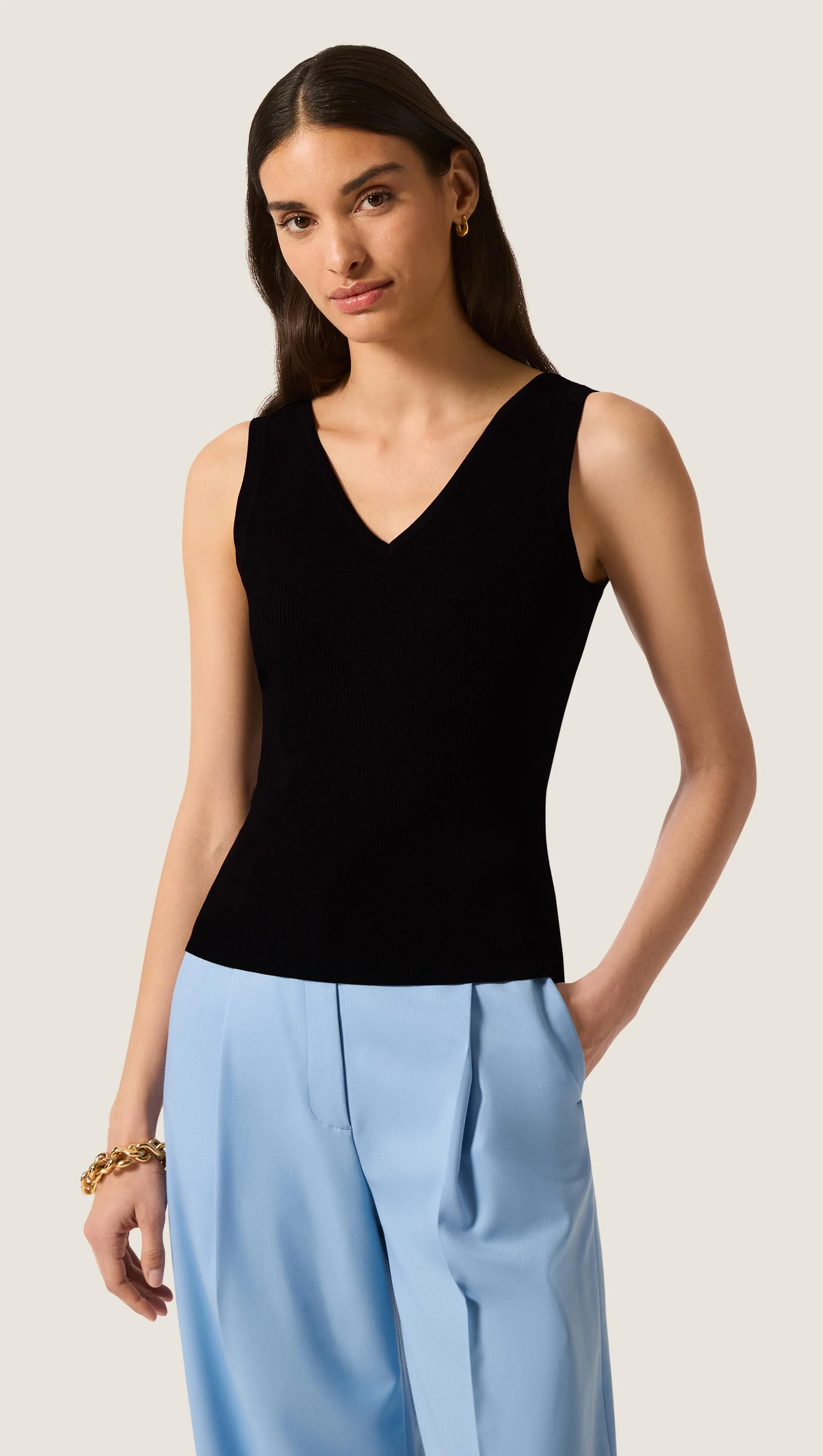 V-Neck Knit Tank in Viscose | Black - Image 2
