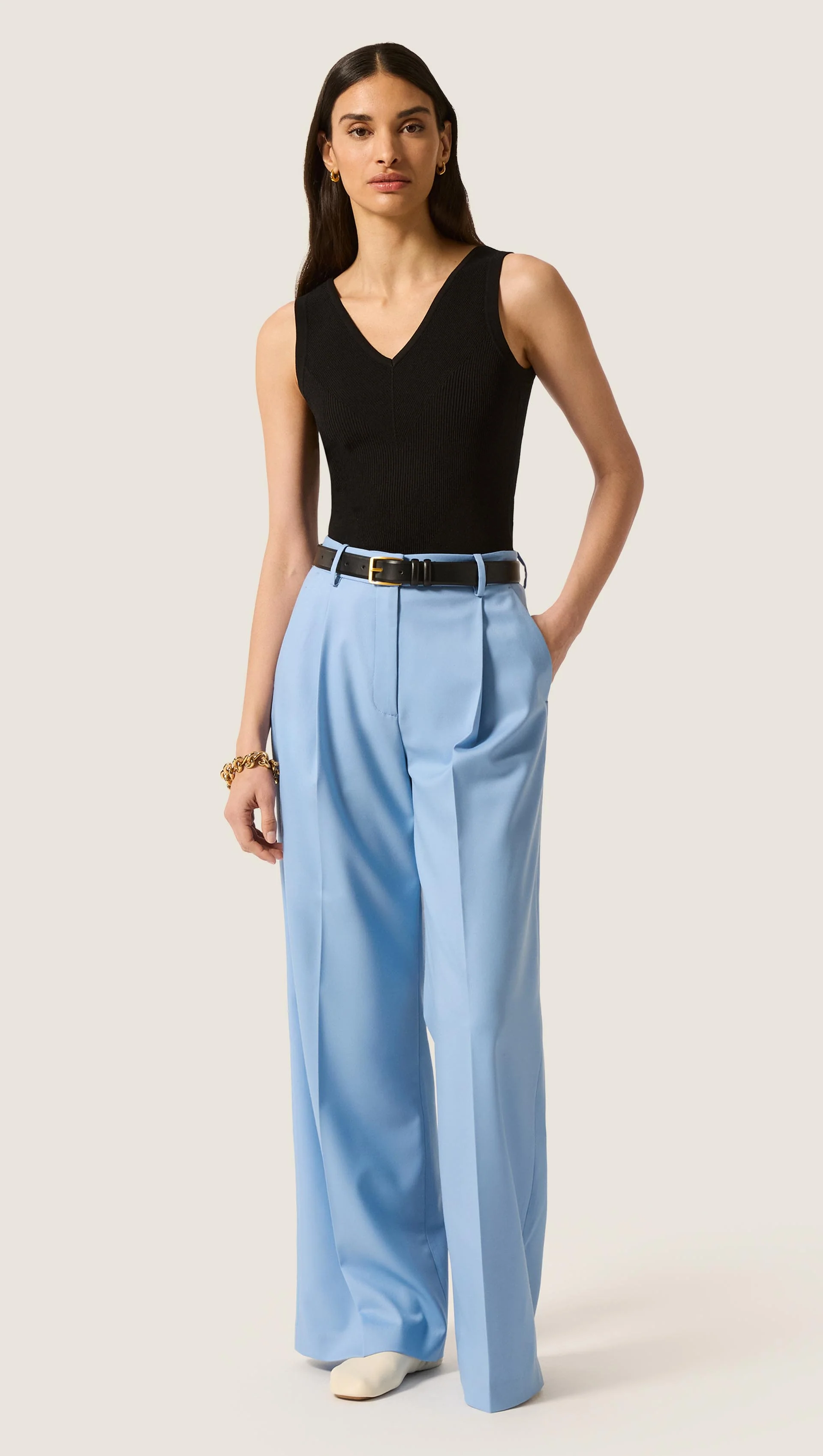 V-Neck Knit Tank in Viscose | Black - Image 3
