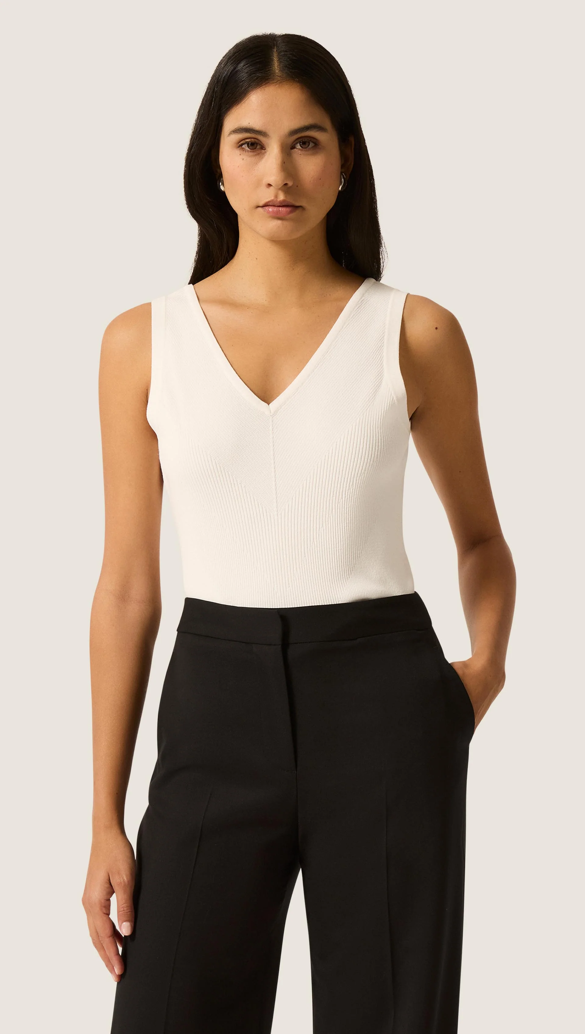 V-Neck Knit Tank in Viscose | White - Image 5
