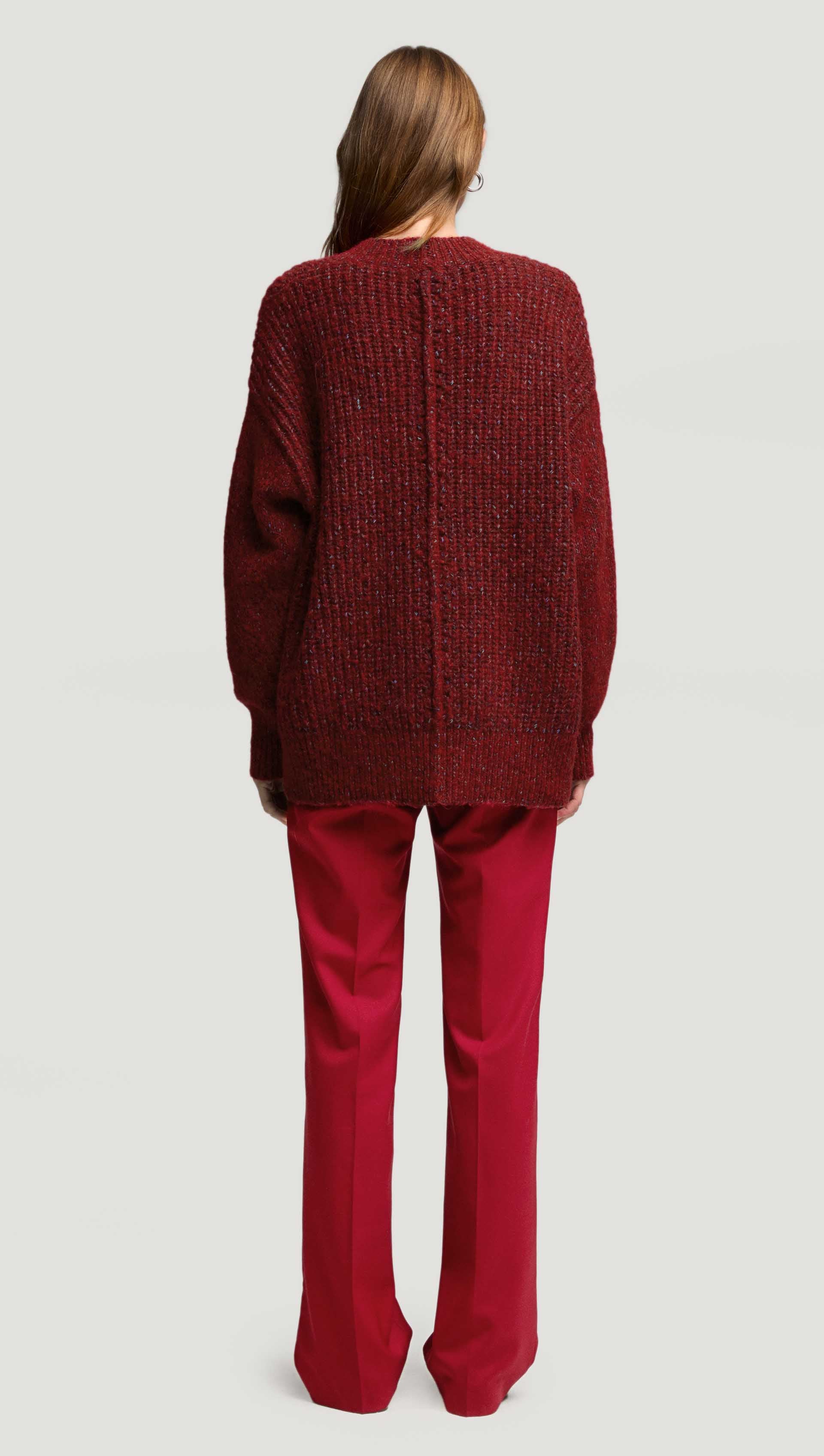 V-Neck Sweater in Marl Yarn | Burgundy - Image 7