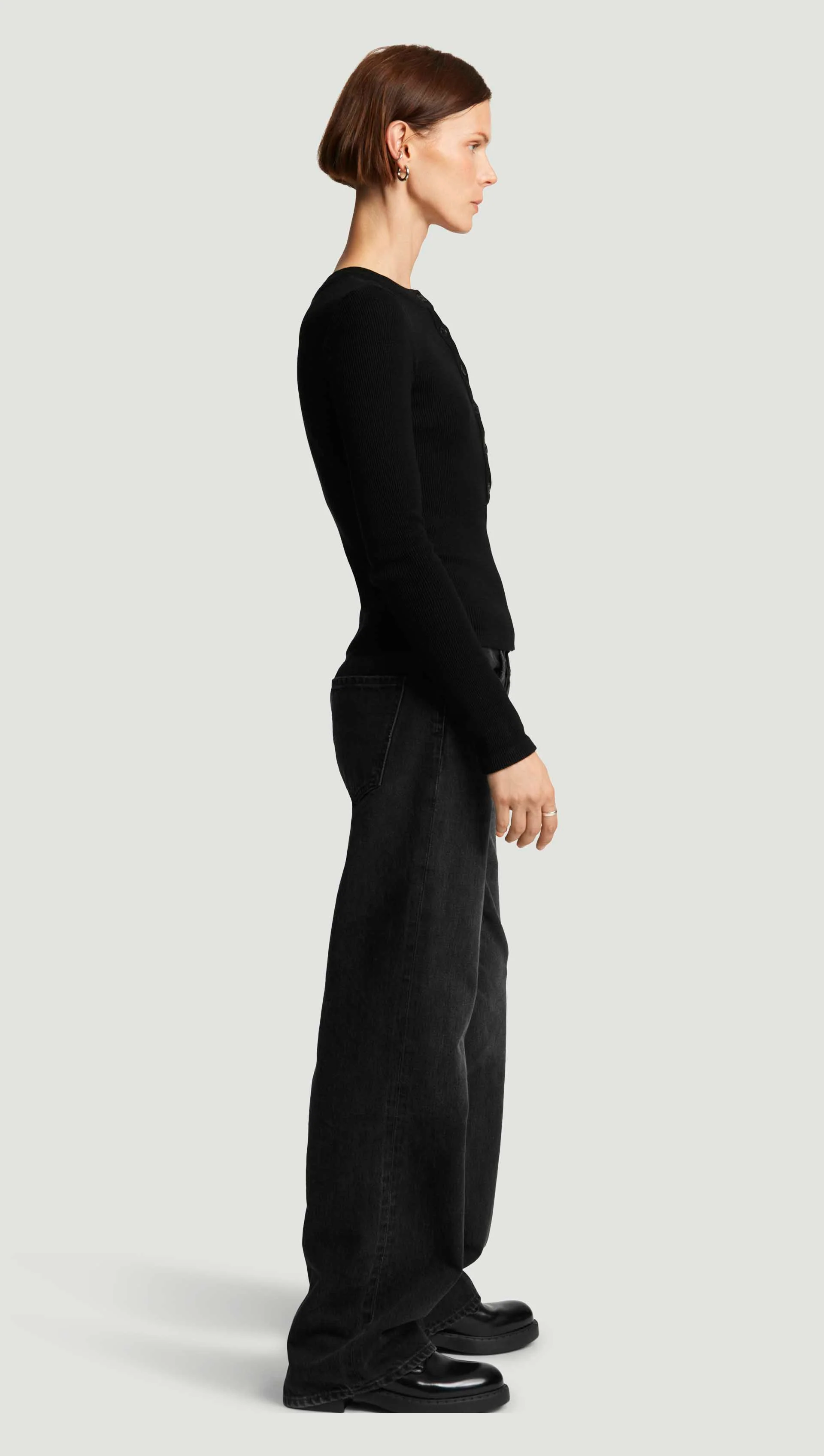 Varra Henley in Waffle Knit | Black - Image 4