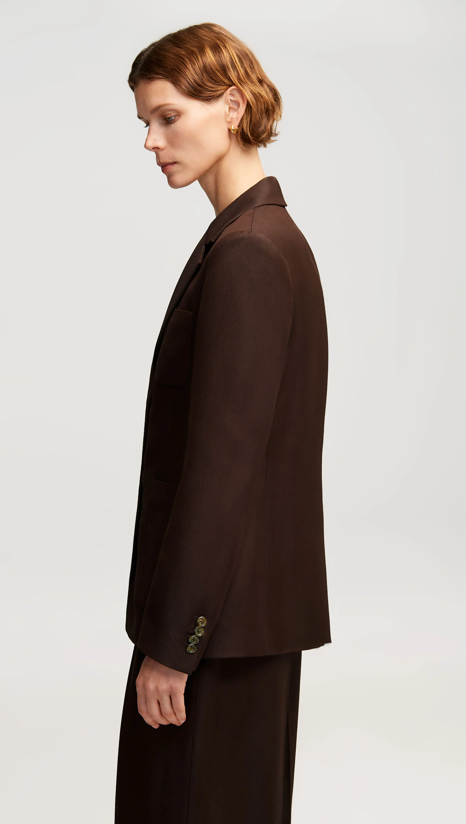 Weekend Blazer in Structured Viscose Twill | Chocolate - Image 3