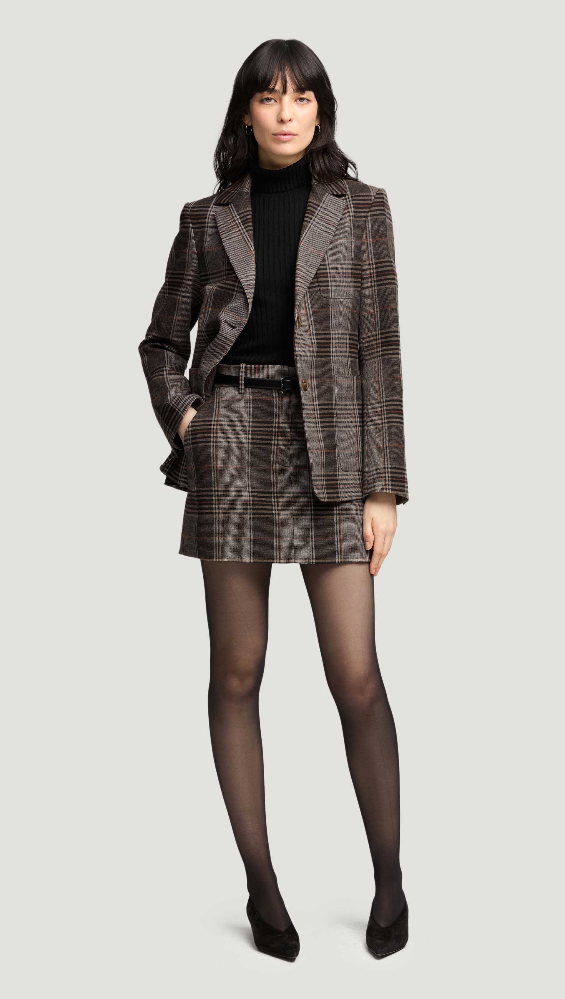 Weekend Blazer in Viscose Blend | Coffee/Beige Plaid - Image 6