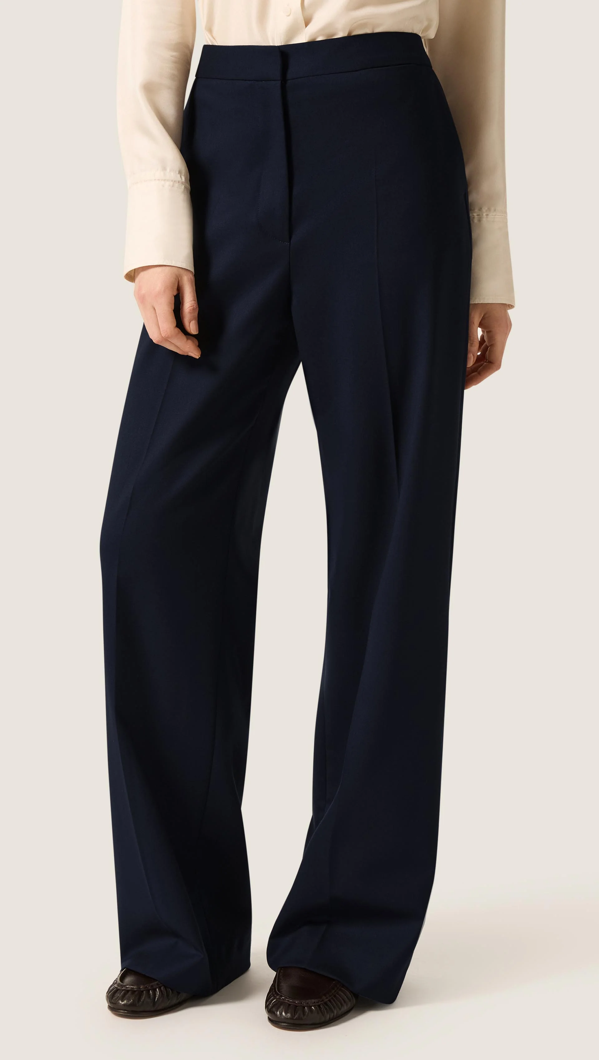 Wide Leg Trouser in Seasonless Wool | Midnight - Image 2