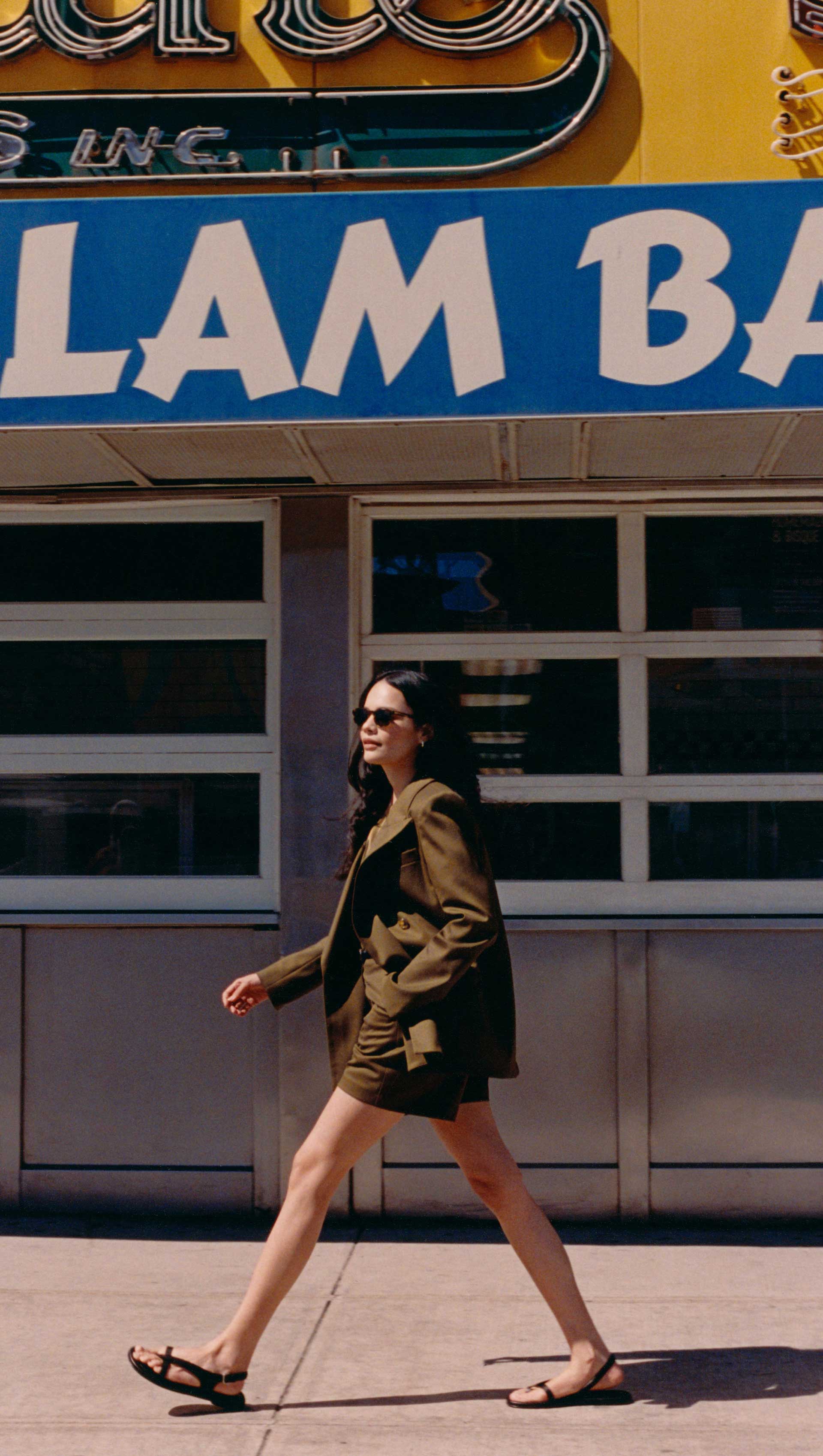 Wooster Short in Seasonless Wool | Mushroom - Image 8